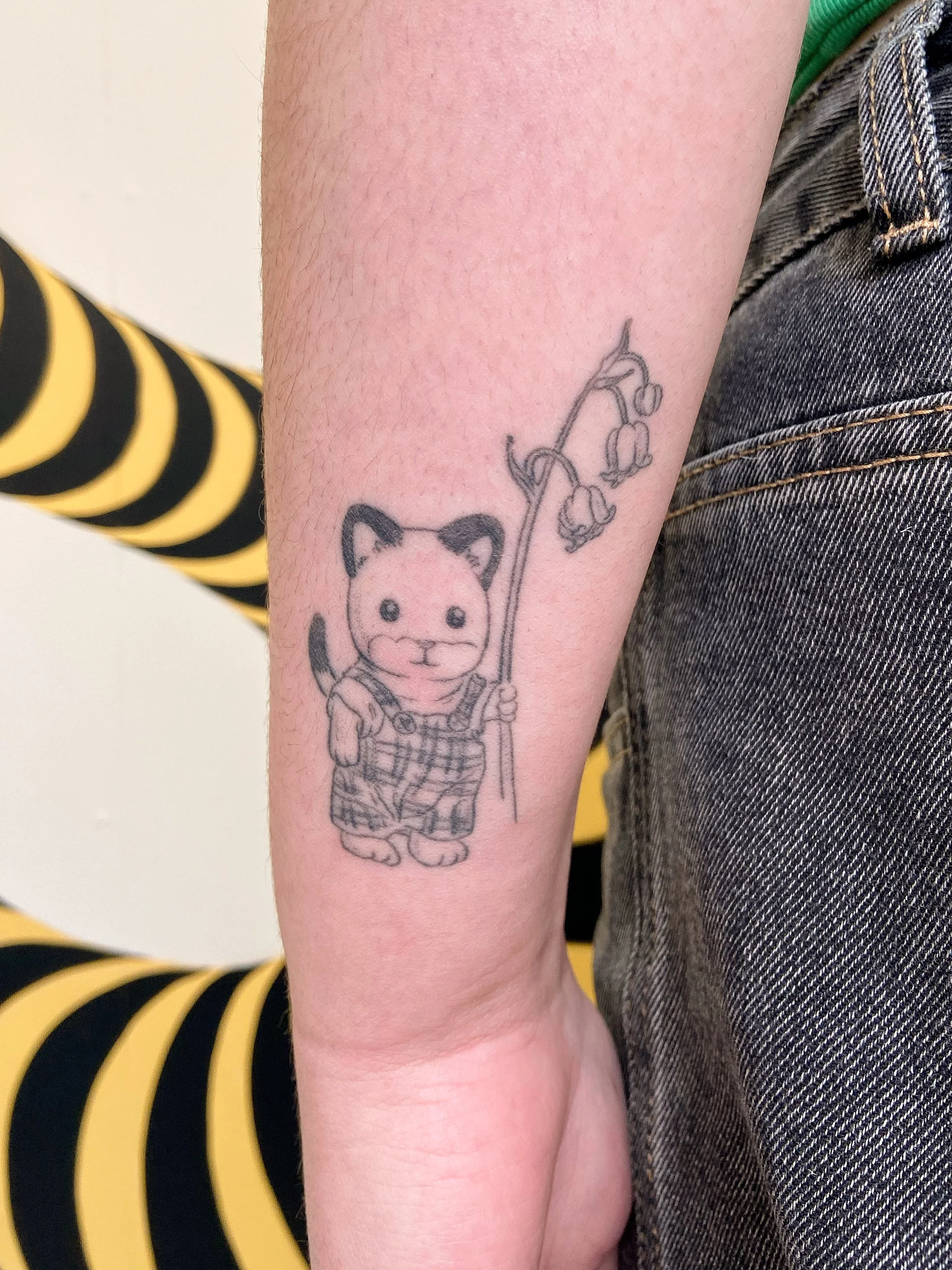 I forgot to share this healed Sylvanian as well! Also with Maddi, and very well cared for 🤲🏽&hearts;️ (maybe a year or more?)
.
Thank you again, Maddi!
.
From my Build Your Own Sylvanian flash 🌷