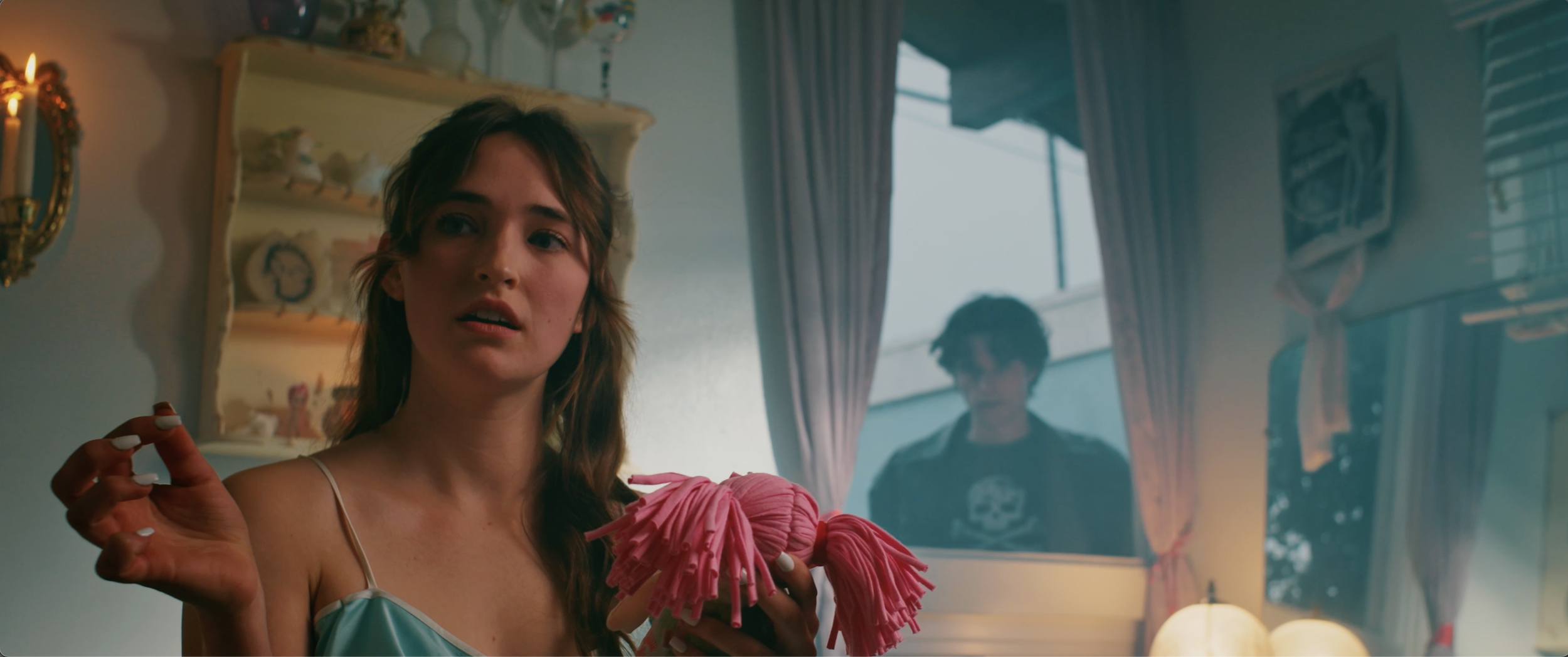 Red Ruby Still #6.png