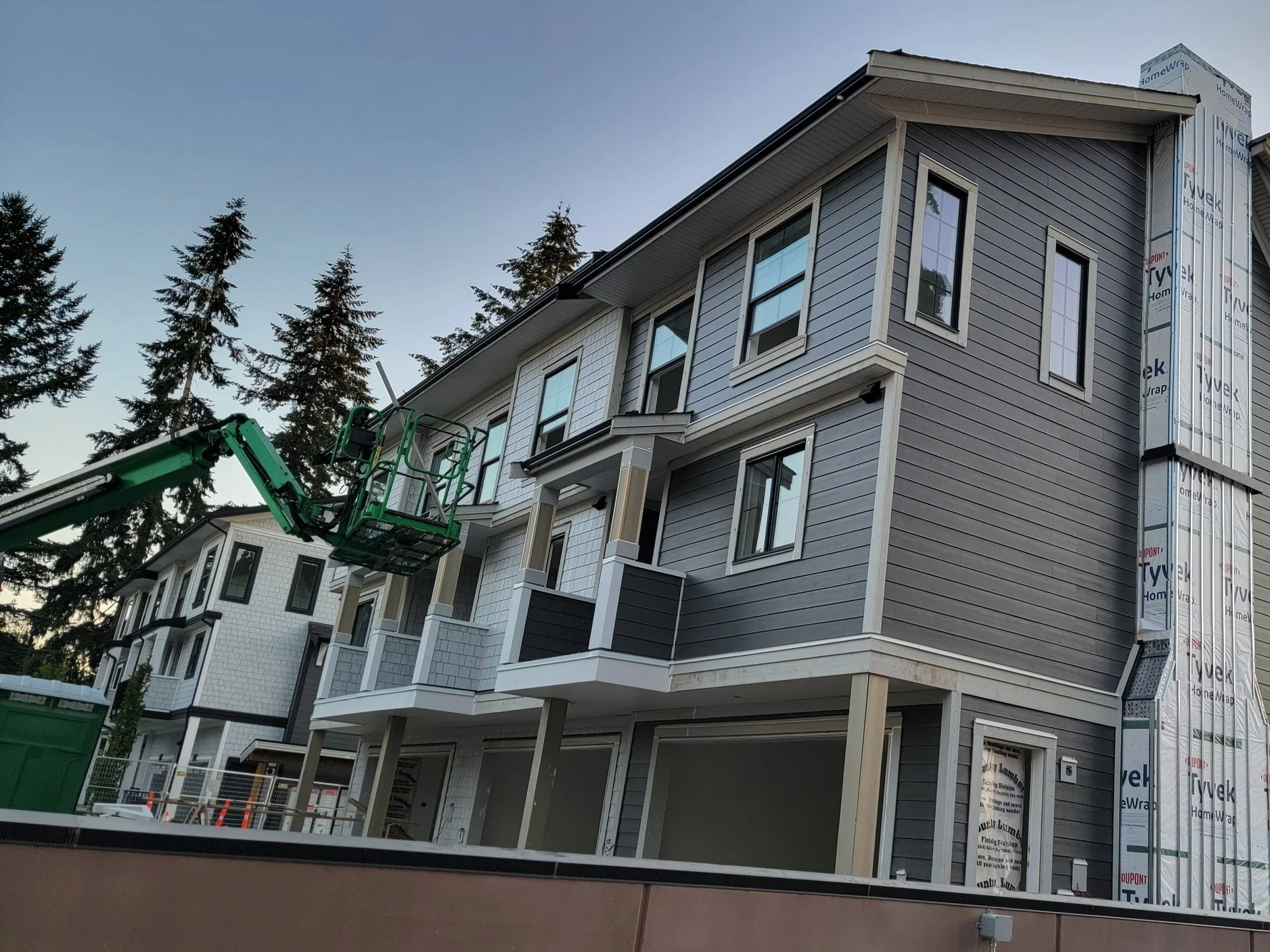 FT L - New Construction - Rear