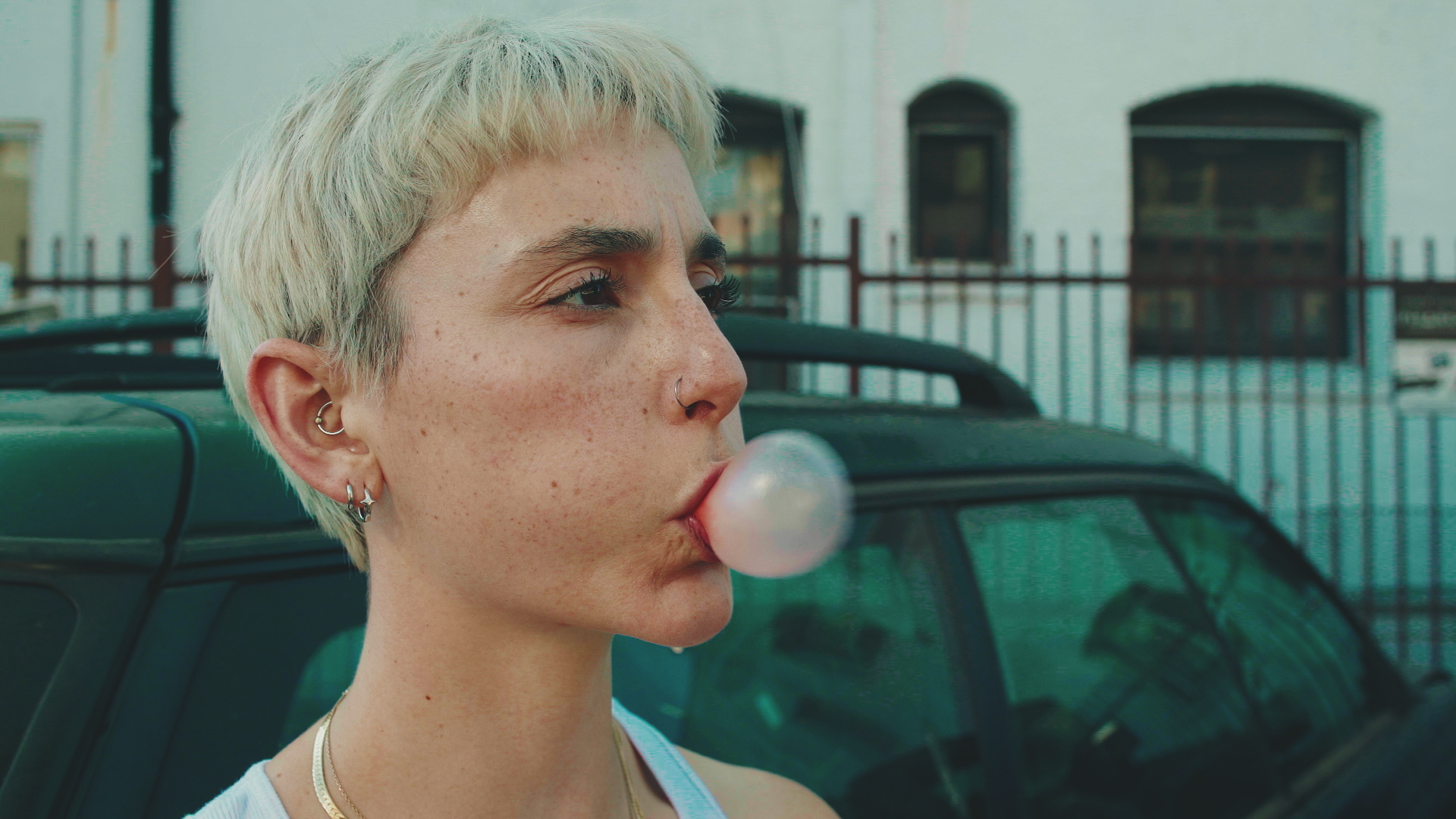 APT shoot CU Still.PNG