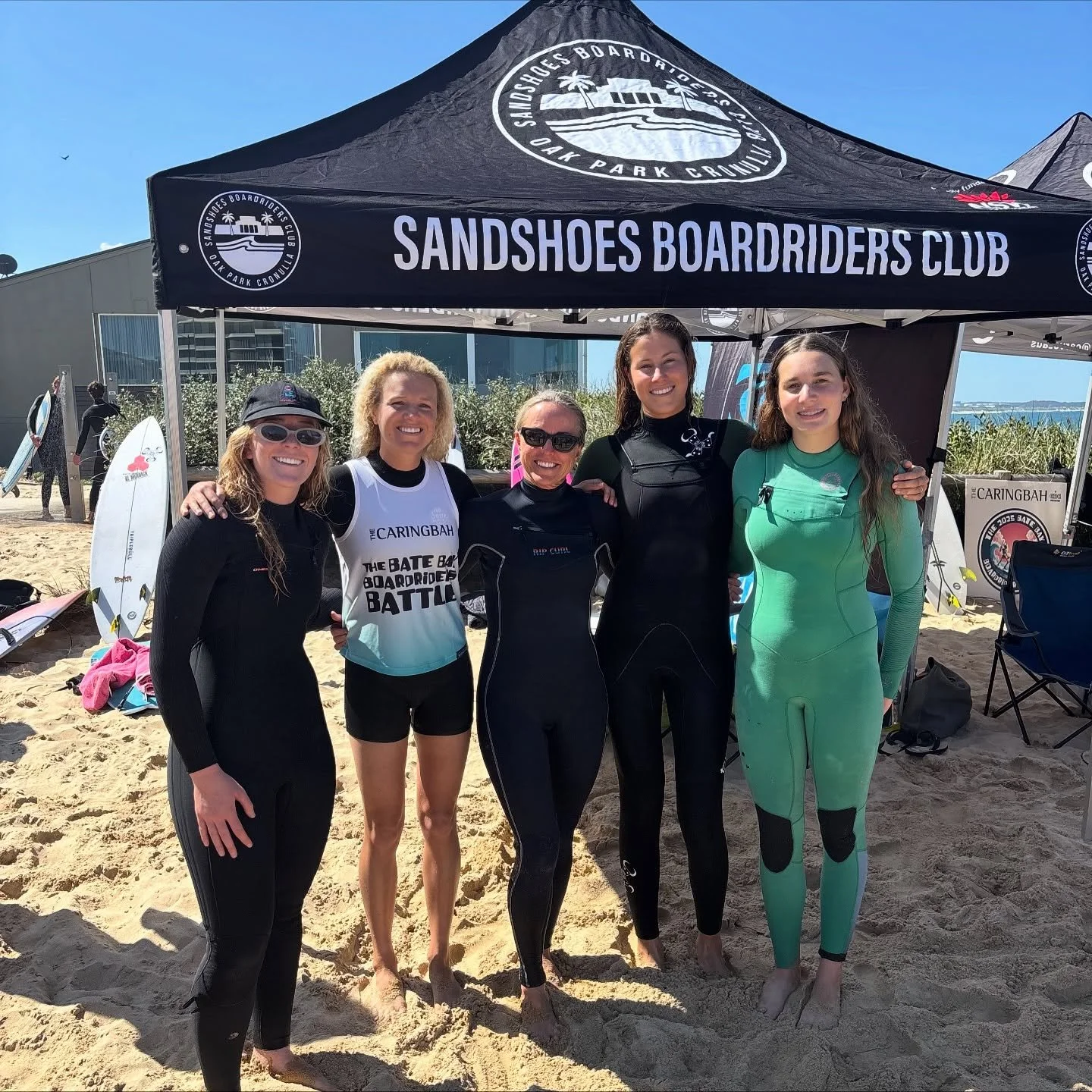 QUEENS OF CRONULLA 🏆 

Although we didn&rsquo;t run our own comp in September, Shoes still saw some epic surfing and great results. 
At the Bate Bay Boardriders Battle, hosted by EBC, shoes entered two strong teams. 
In the women&rsquo;s division, J