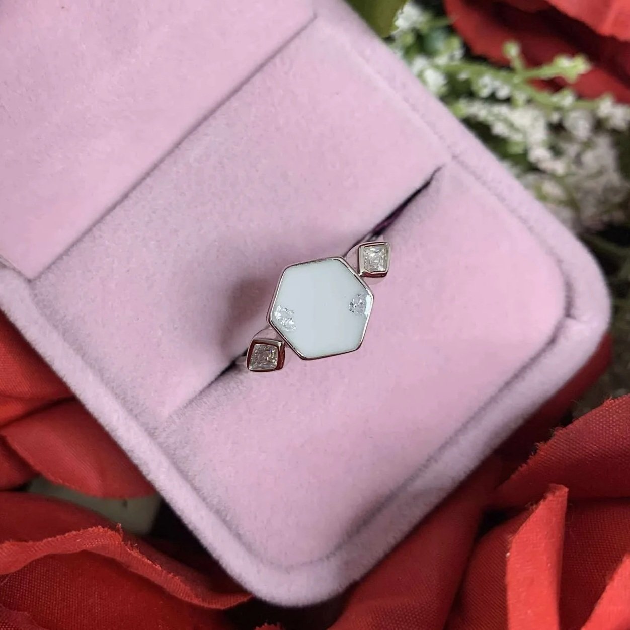Nurtures+Honey+silver+with+silver+flakes-round+rock-texas-nurture+and+adorn.jpg