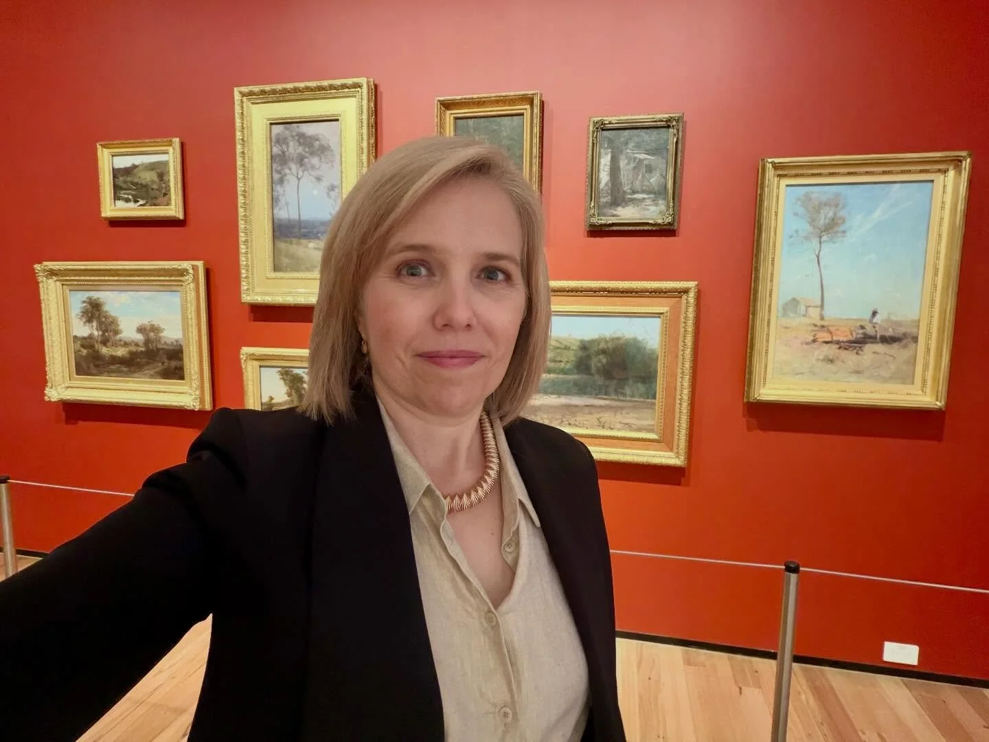 Loved taking a moment to appreciate an exhibition of Heidelberg School artwork after a meeting this week. Taking a moment to do something you love is such a great way to recharge your energy in amongst a busy day.  What do you do to give yourself mom