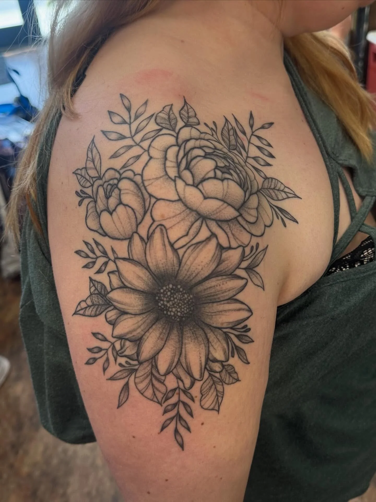 ✨Healed Photo✨

Check out this piece I did back in September! (A little over 3 months ago) 

Thank you for coming in to get another small piece from me today and showing me how nice this piece came out! 🥳🤘🏻

#tattooartist #tacoma #seattle #puyallu