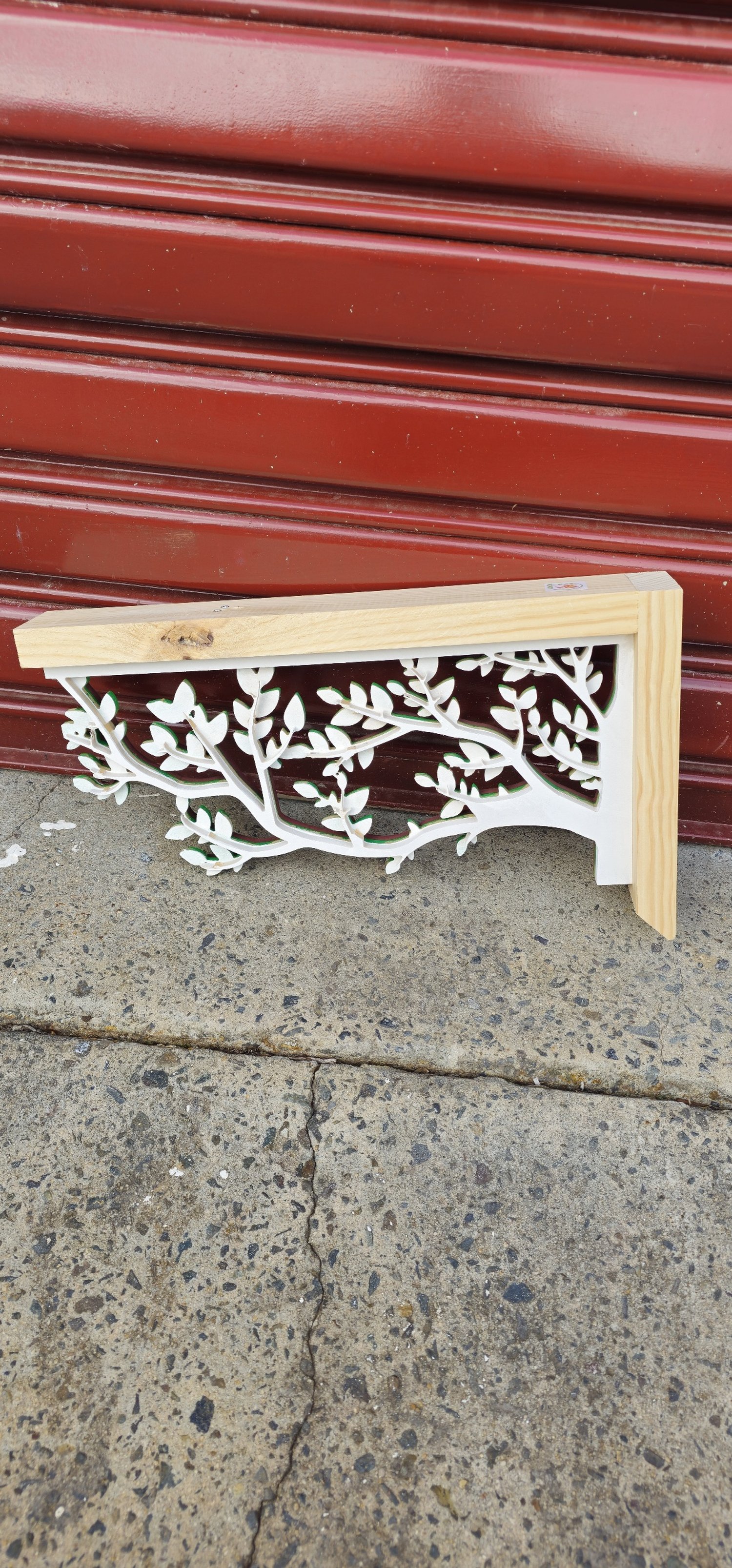 Tree-9-Wall-Arch-Closeup-White.jpg