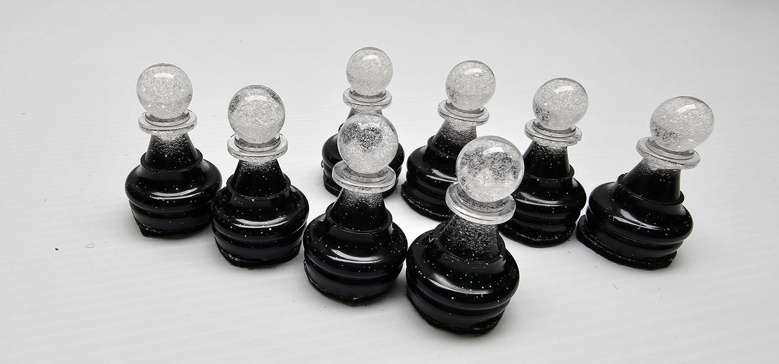 Crystal Clear & Gloss Black Chess Set.jpg