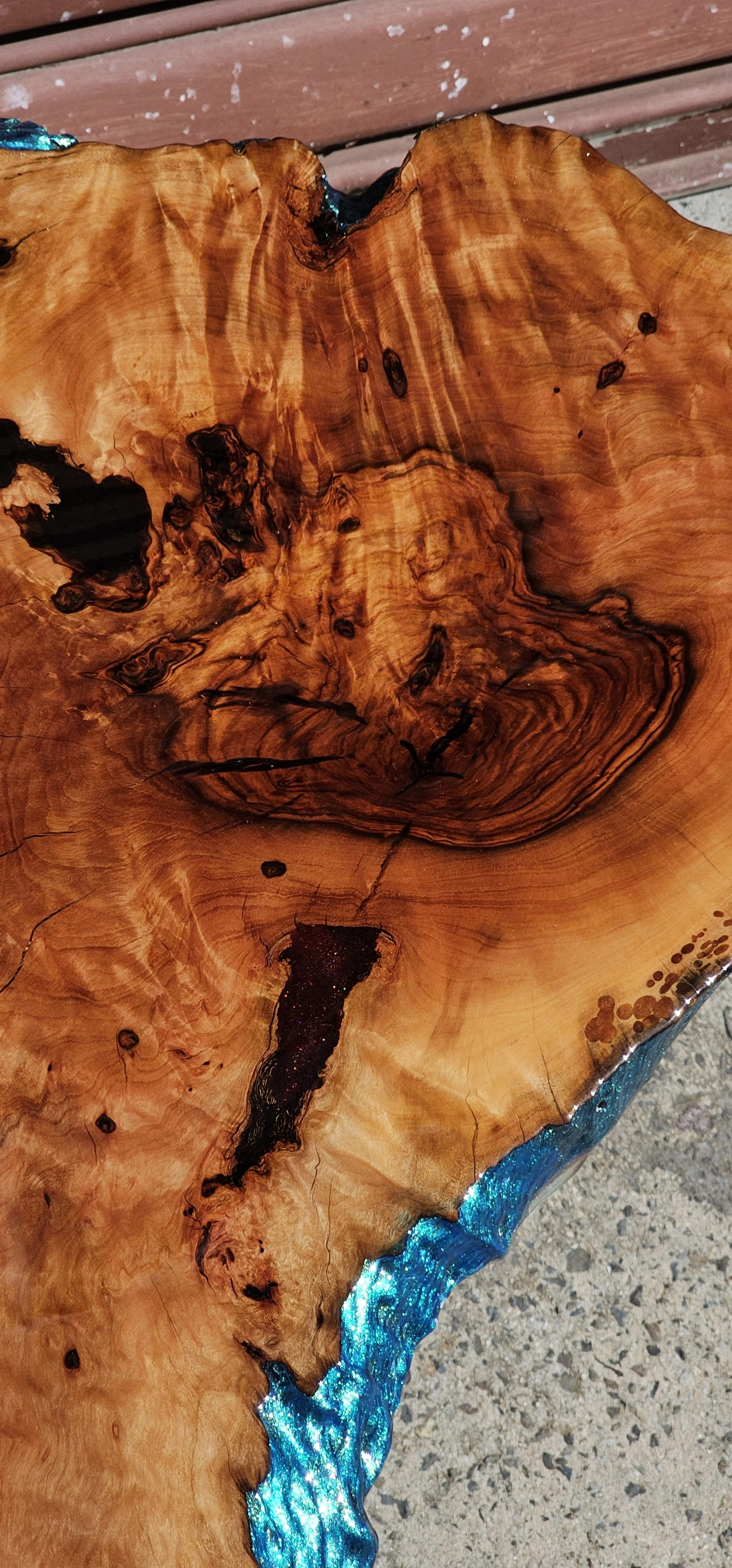 Green-Blue-Caterpillar-Coffee-Table-extreme-Close.jpg