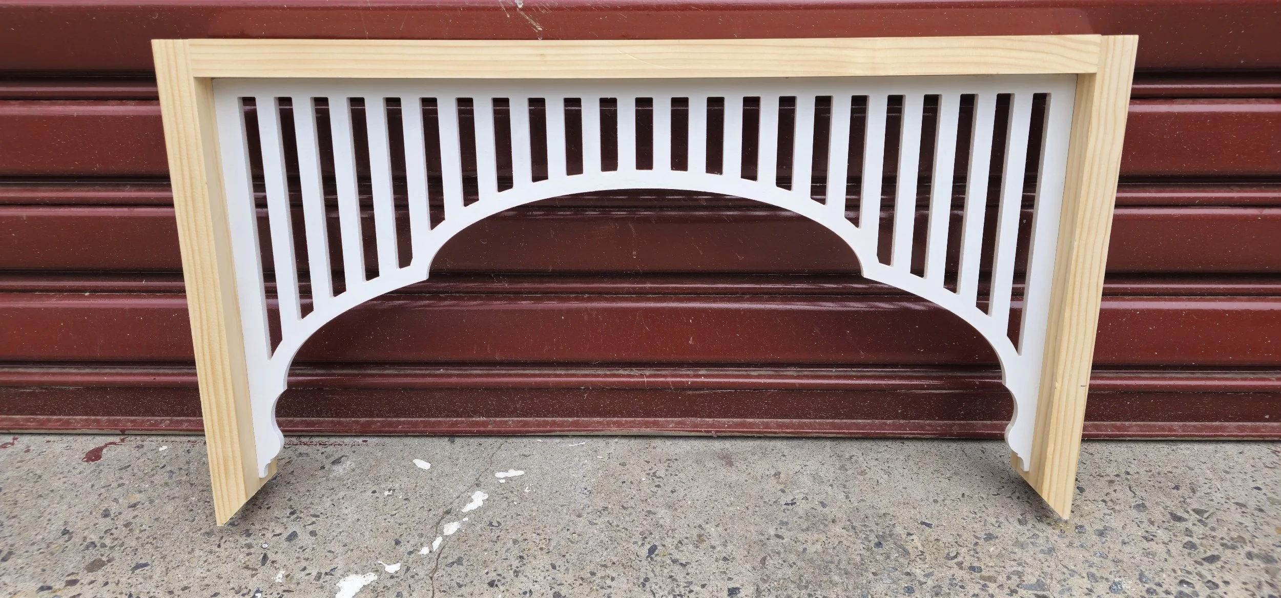Wall-Arch-1-Batten-Fretwork-Closeup.jpg