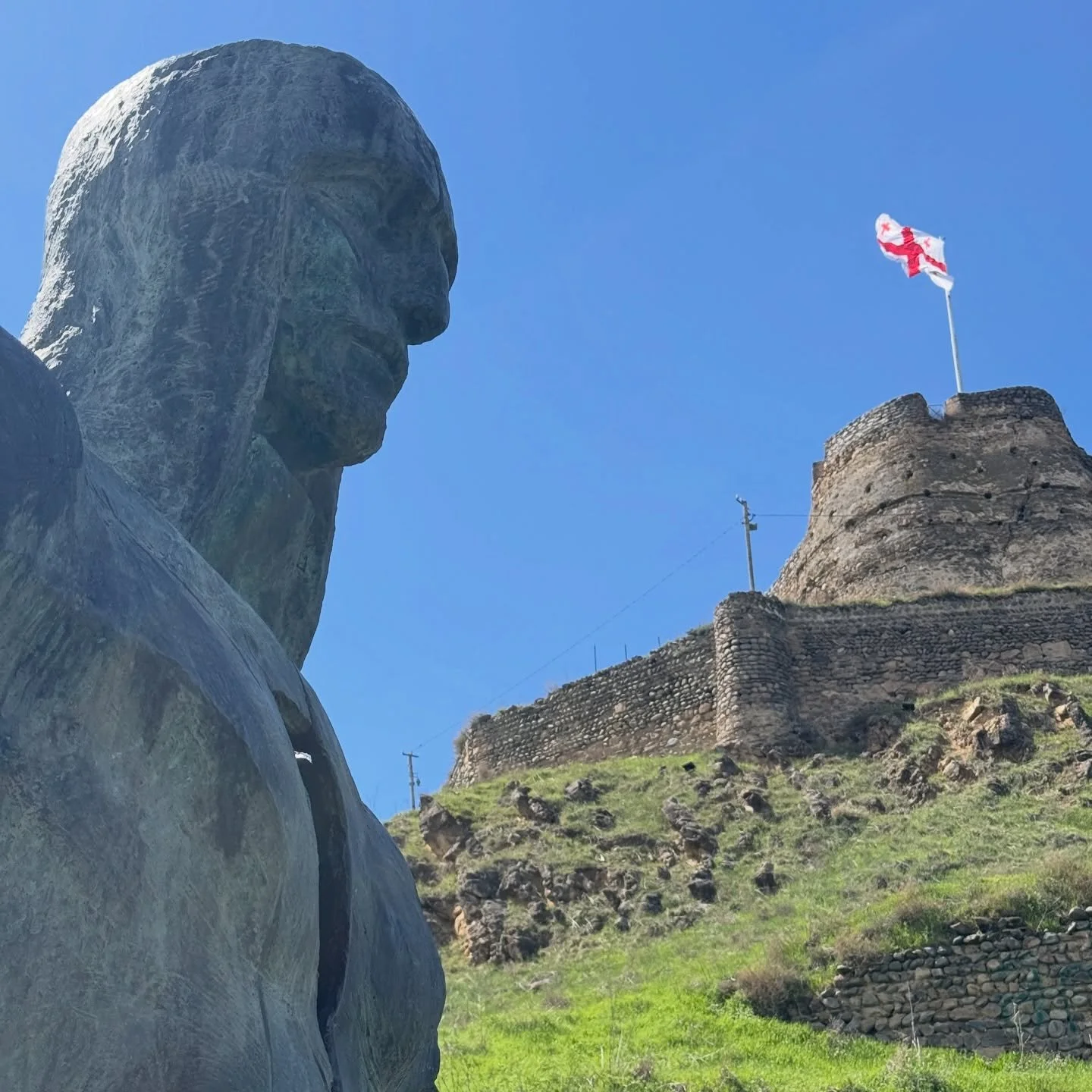 What an incredible land. Uncharted territory. Exceptional food and wine. A melting pot of human history. Perfect for the well-traveled.

#georgia #travelgeorgia🇬🇪 #jakunatravel #visitgeorgia🇬🇪