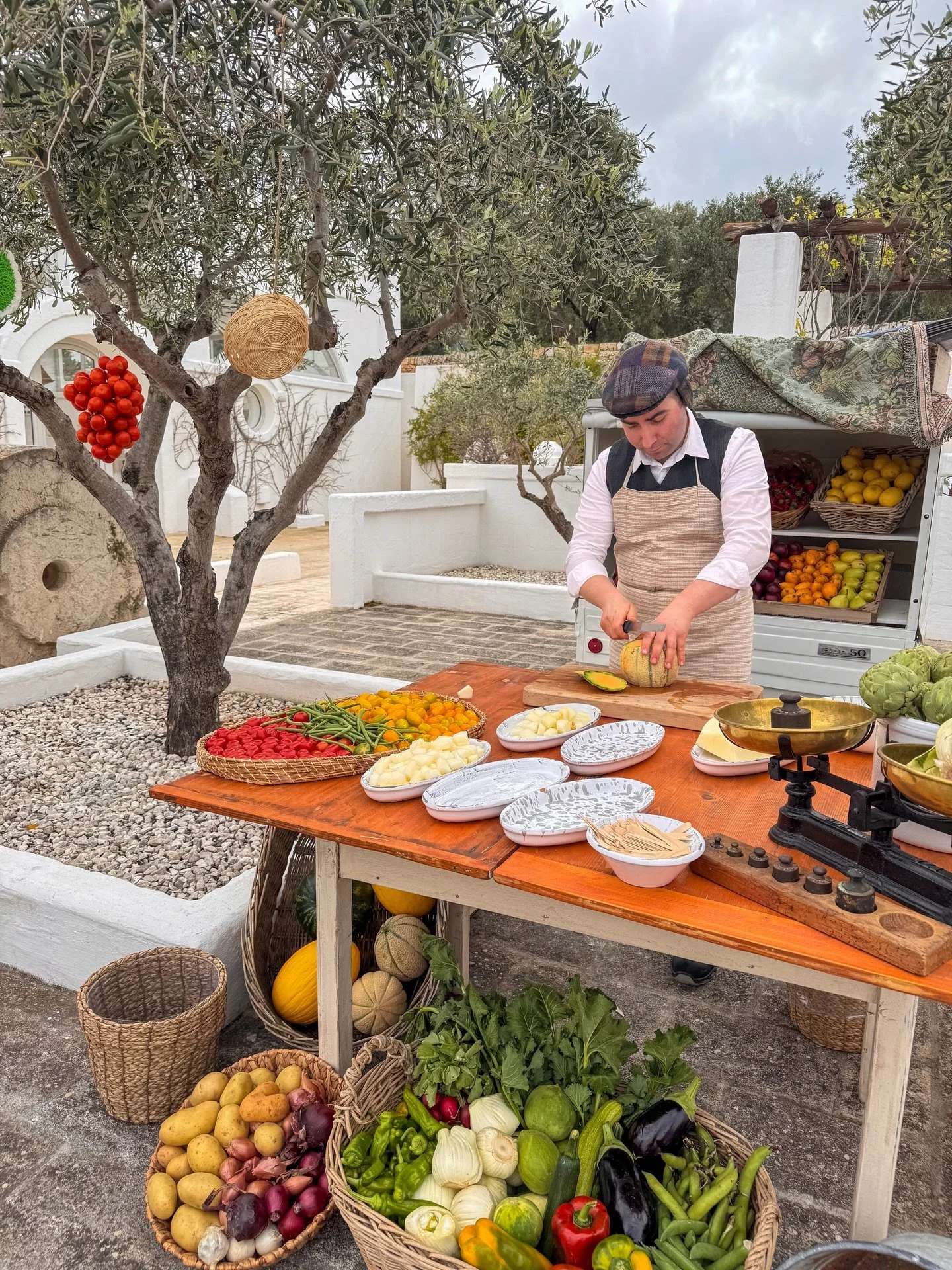 Sun-drenched masserie, burrata so fresh it barely made it to the plate, and roads that beg you to slow down. This is Puglia, discovered the way it deserves. ✨
#luxurytravel #jakunatravel #bespoketravel