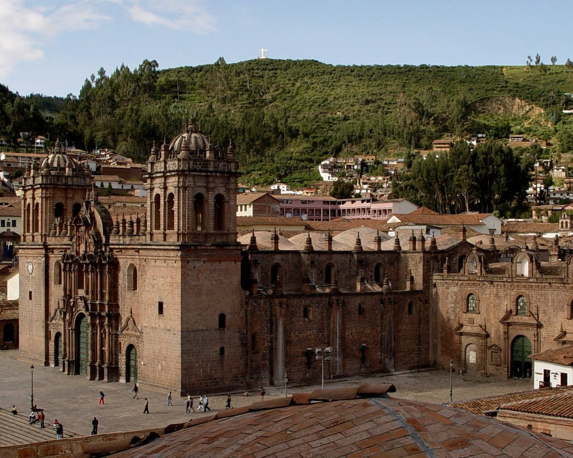 Cusco Peru colonial streets Inca heritage luxury private guided tour Sacred Valley