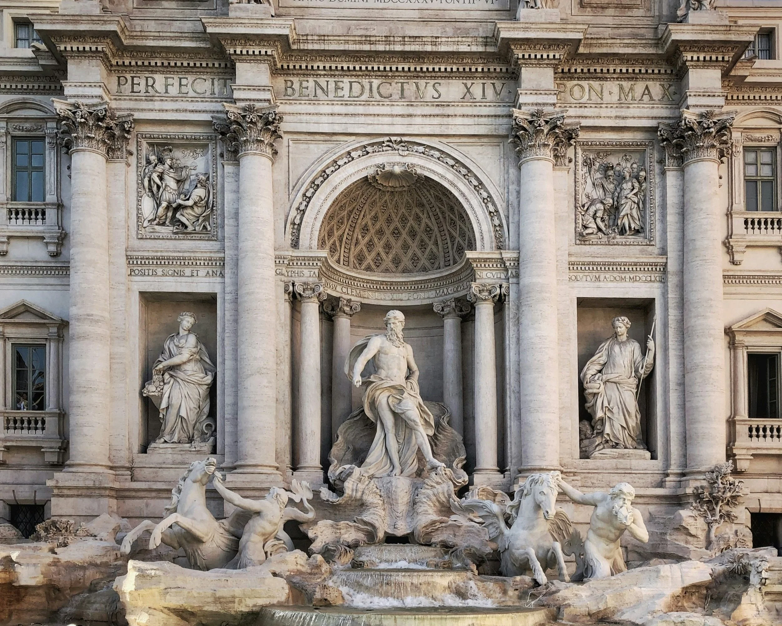 Exclusive luxury experiences in Rome - private tours of ancient wonders and Italian culture