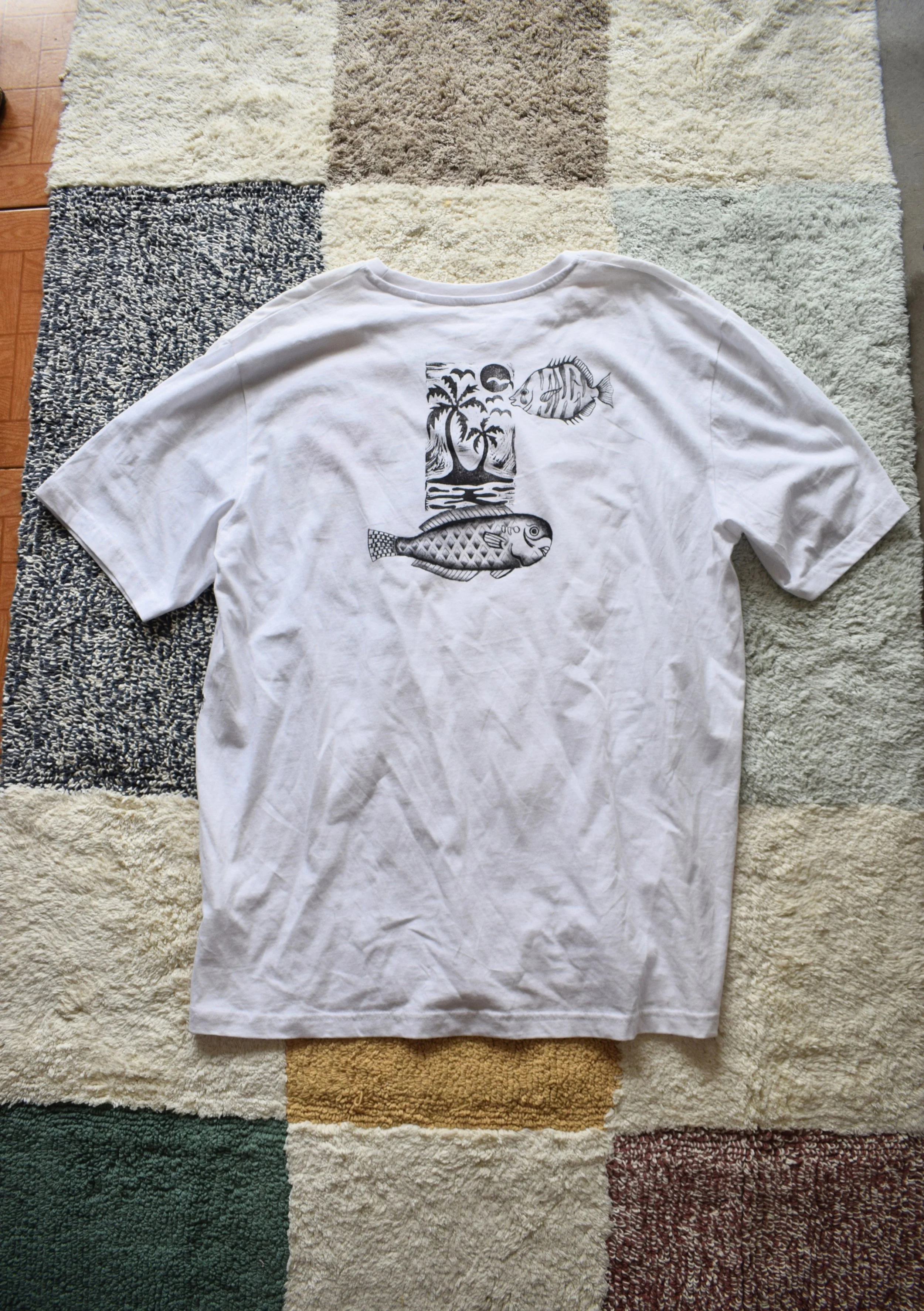 Guppy Shirt White6.JPG