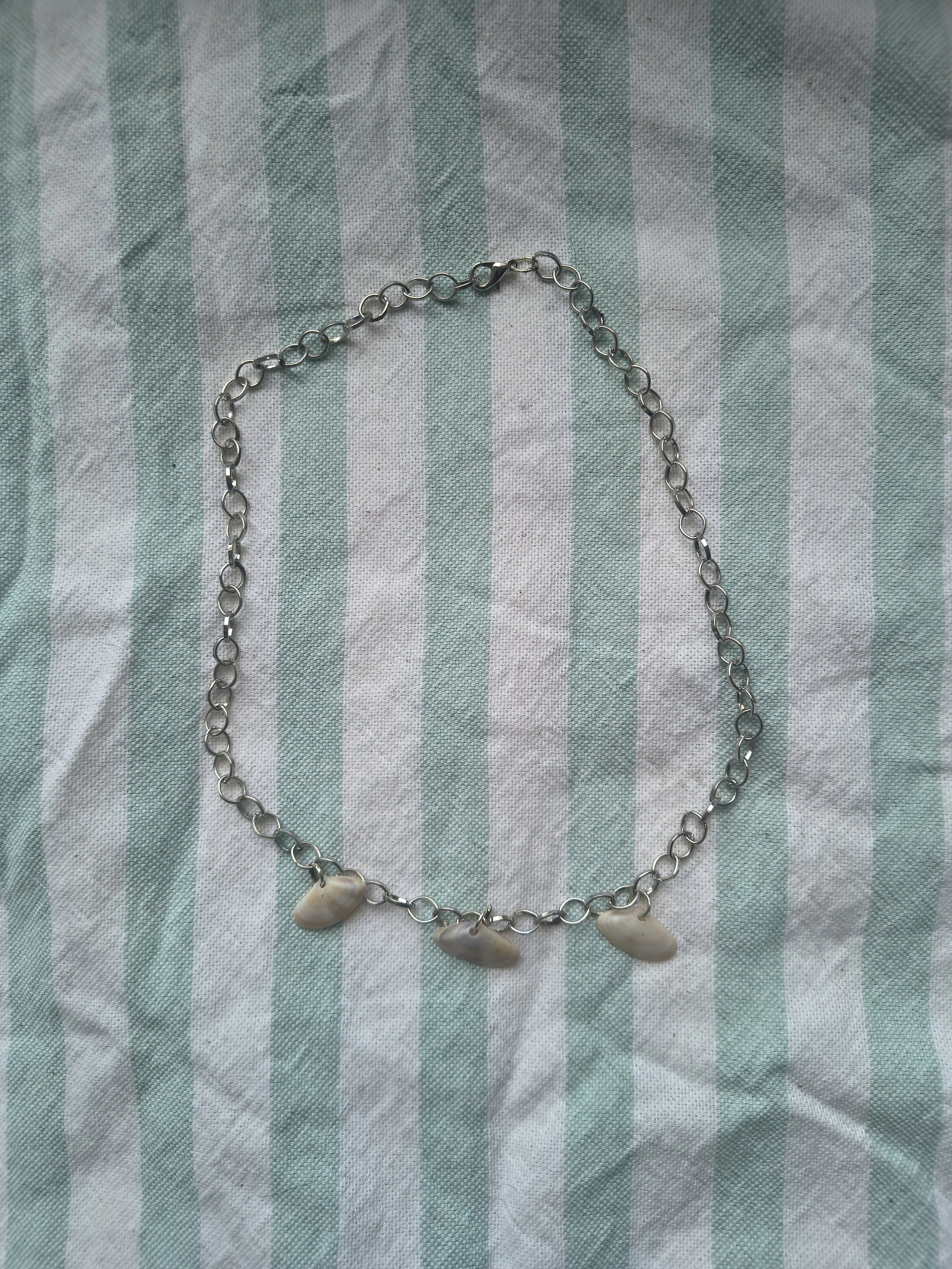 Necklace Tidekeeper Shell