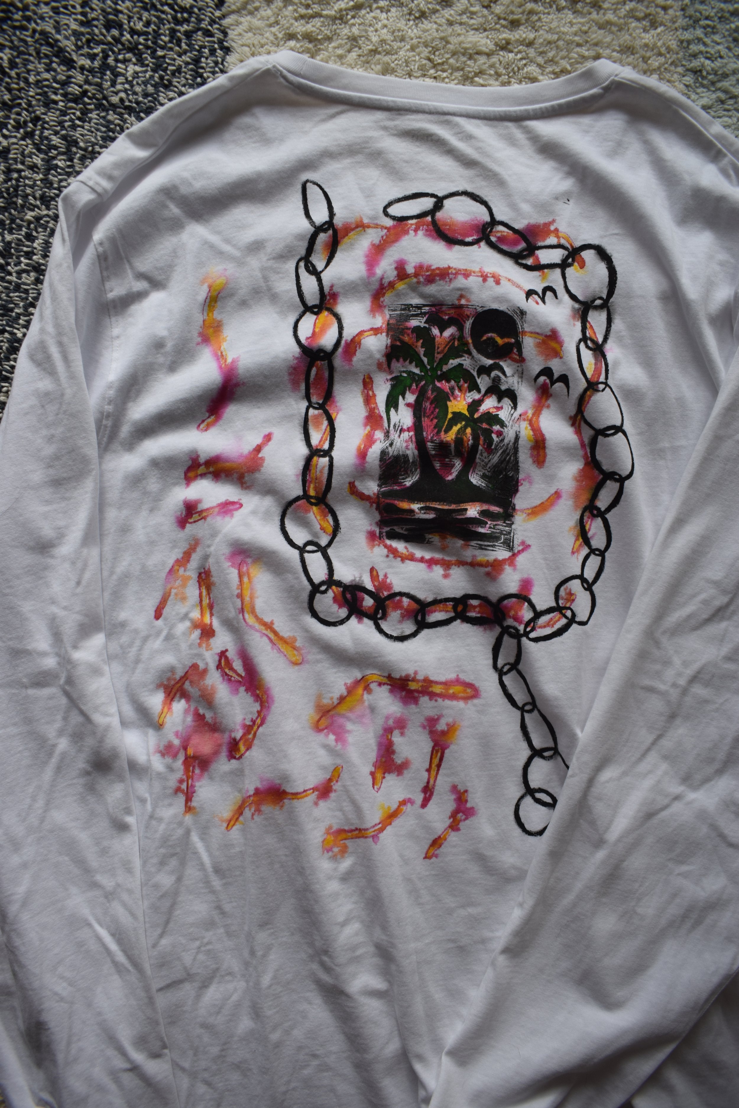 Longsleeve Island White1.JPG