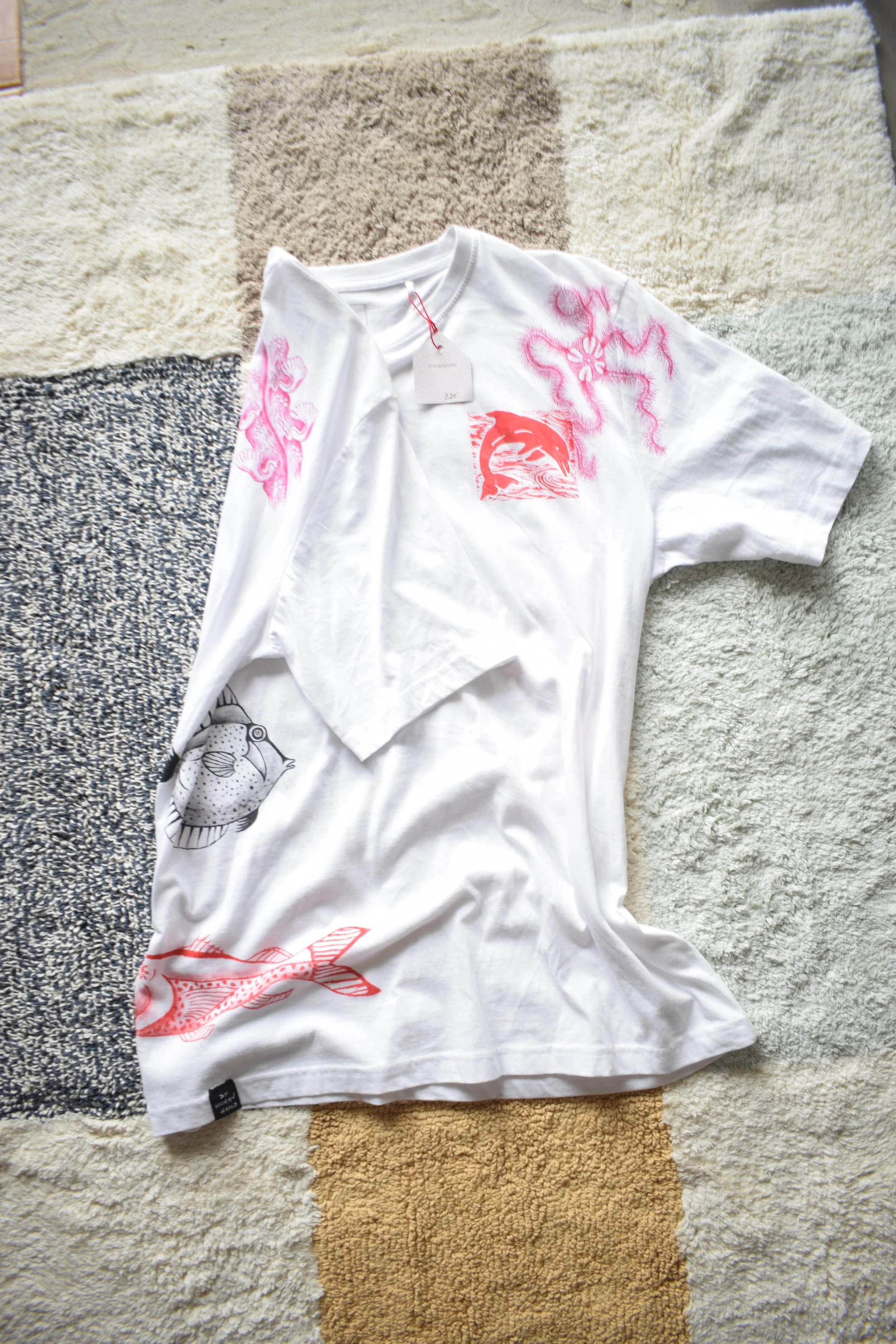 Dolphin Shirt White20.JPG