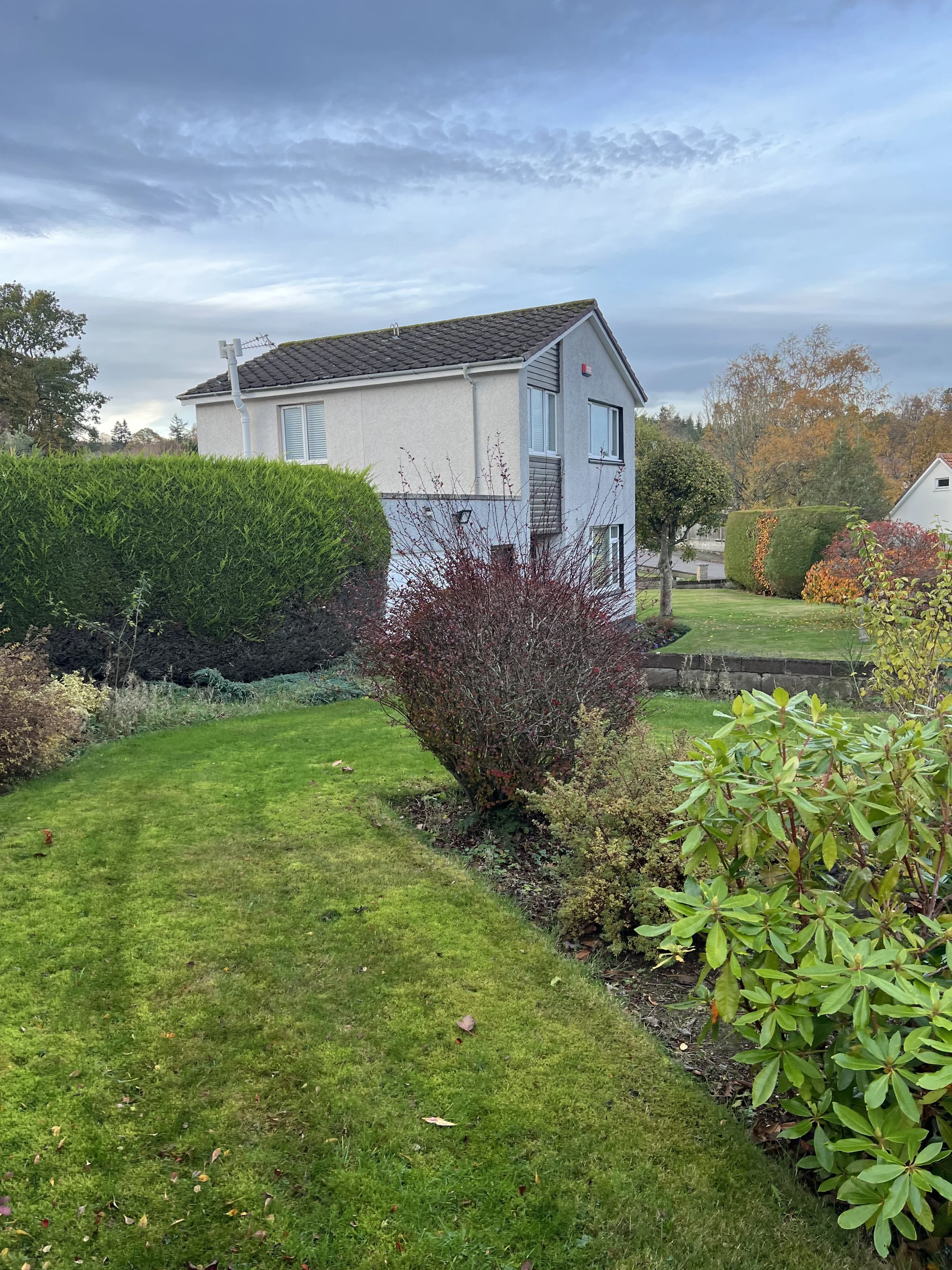 Cults &amp; Milltimber – Lawn Renovation