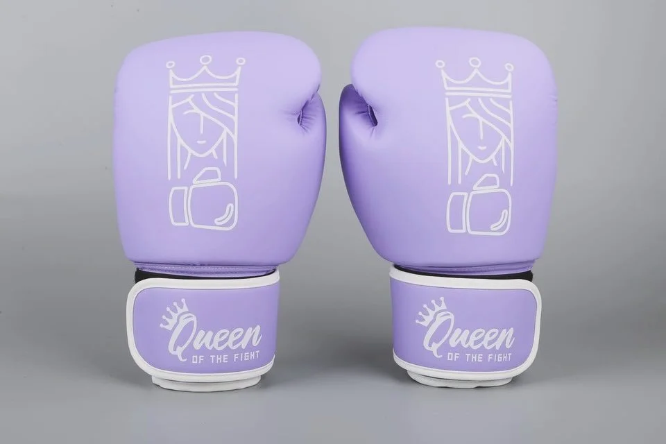 She&rsquo;s cute, she&rsquo;s pastel and she&rsquo;s perfect 😍

The Josephine gloves are the perfect gloves for bag work, pad work and beginners. 

12oz, pastel purple, highly padded gloves with wrist support.  What are you waiting for? Use code COO