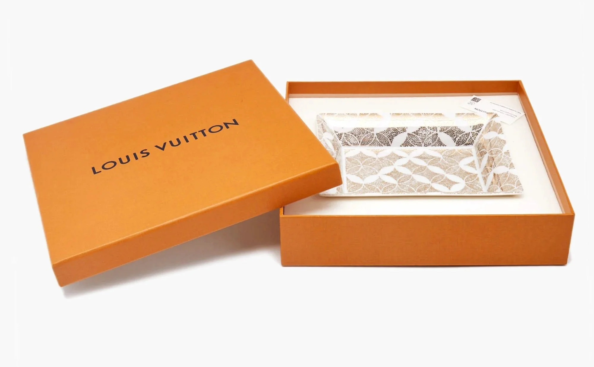 Tableware surface design