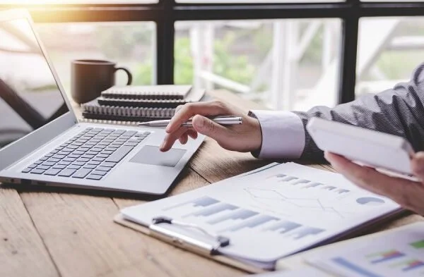 What Most High-Income Canadians Miss About Tax Efficiency (Until It’s Too Late)