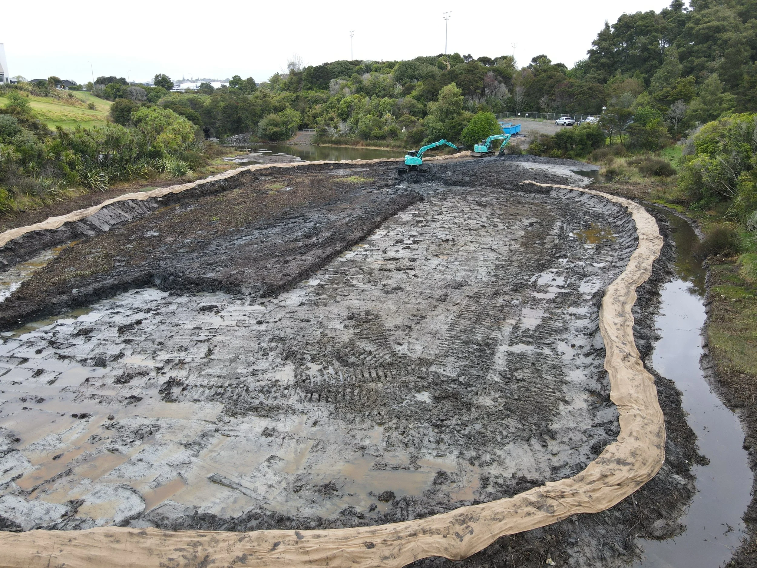 Glasgow Contractors Stormwater Pond Silt Removal.JPG