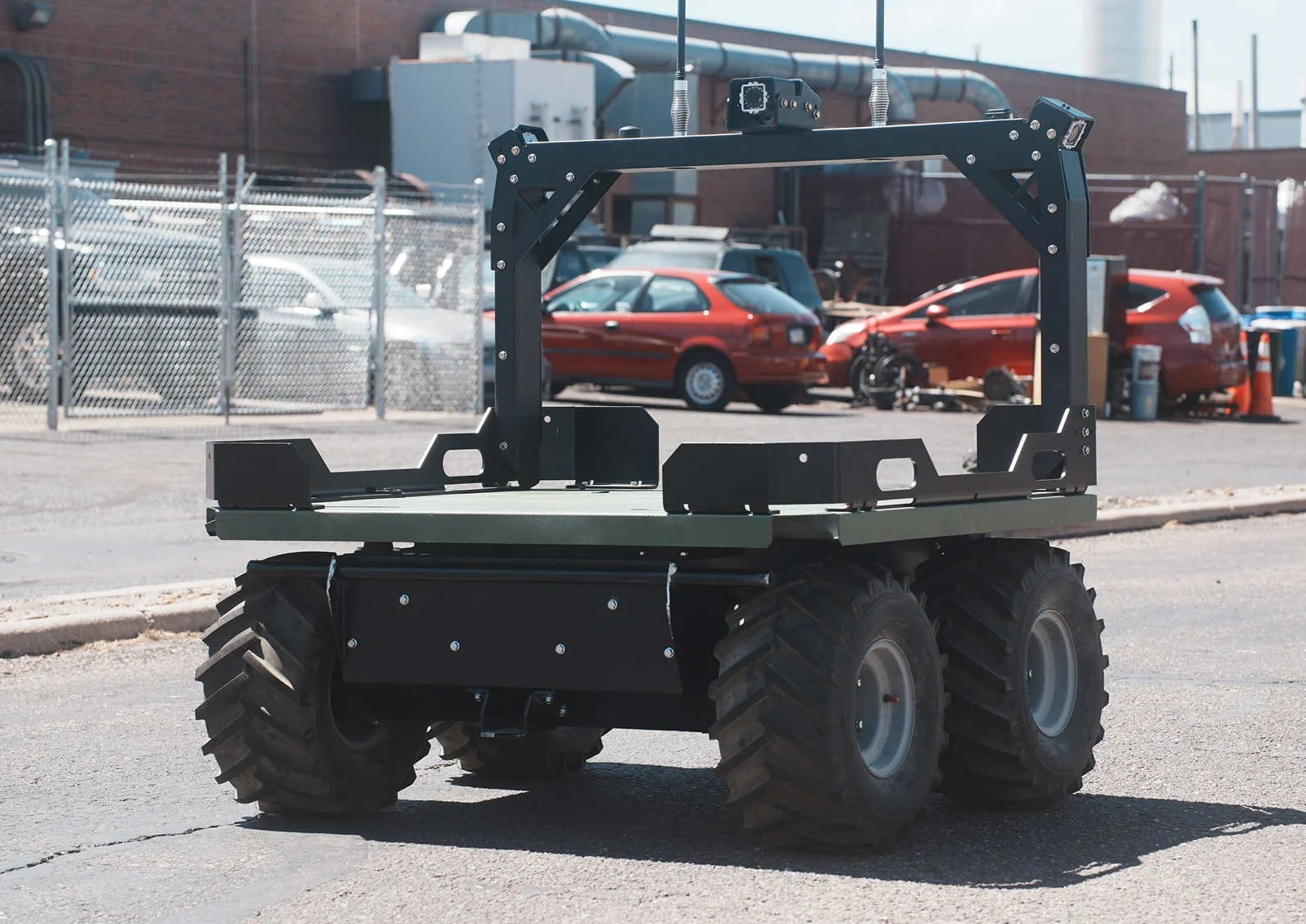 Siderunner UAV in a civilian parking lot