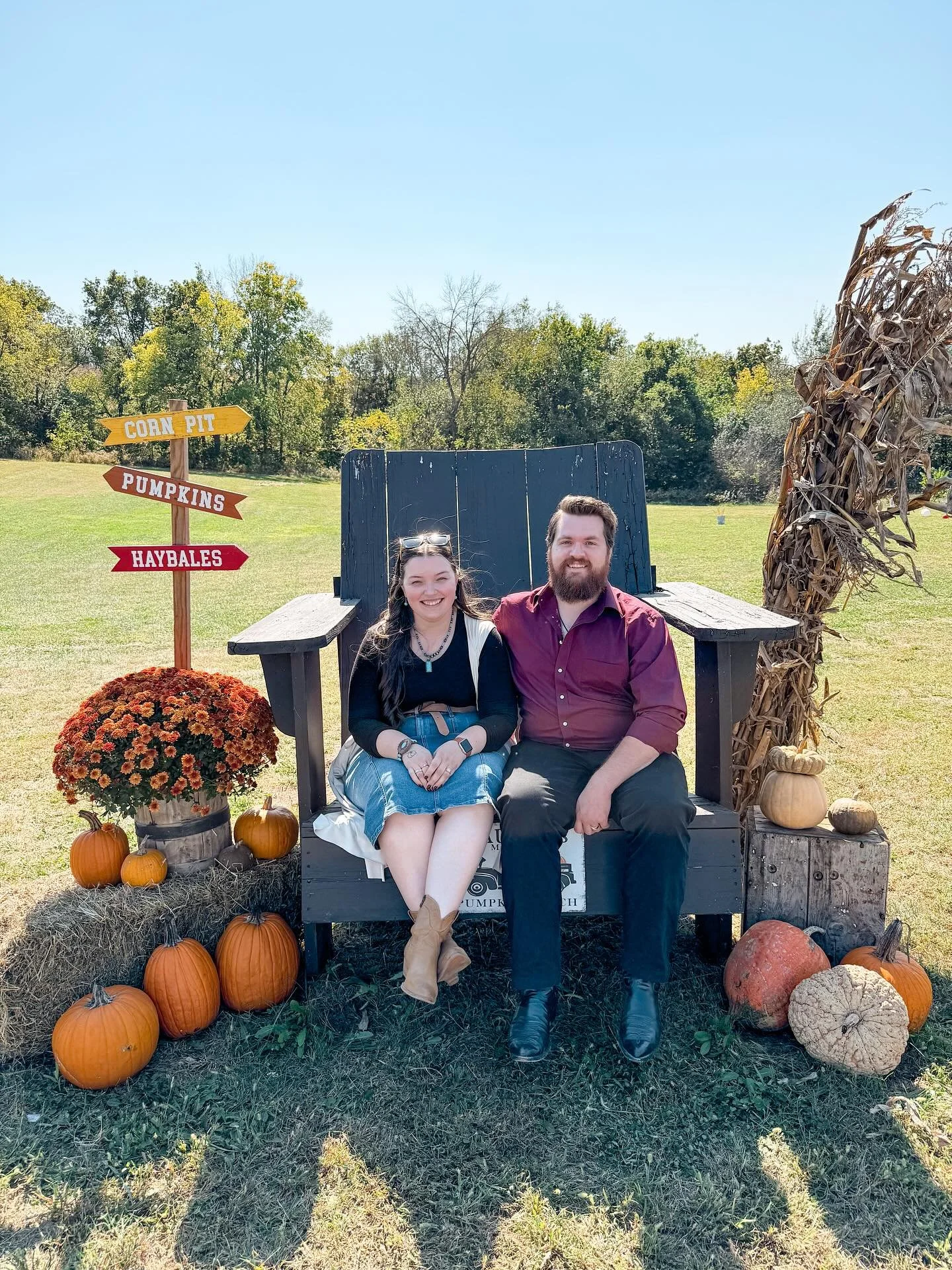 We had a fun fall afternoon 🍁🍂❤️ 

#fall #pumpkinpatch #fallday #sunday #fallactivities #midwest #lifestyleblogger