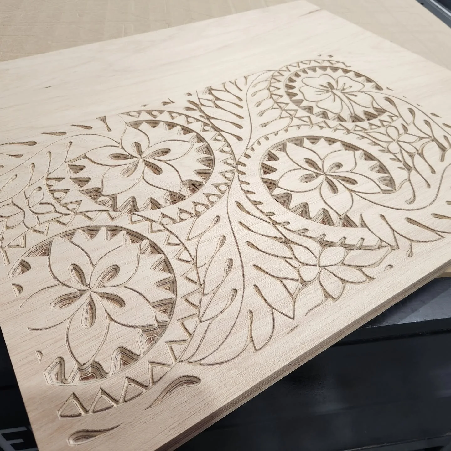 Custom print routed panel. Used for traditional printing methods.

#woodcarving #madeinmelbourne #cnccutting #cncrouting