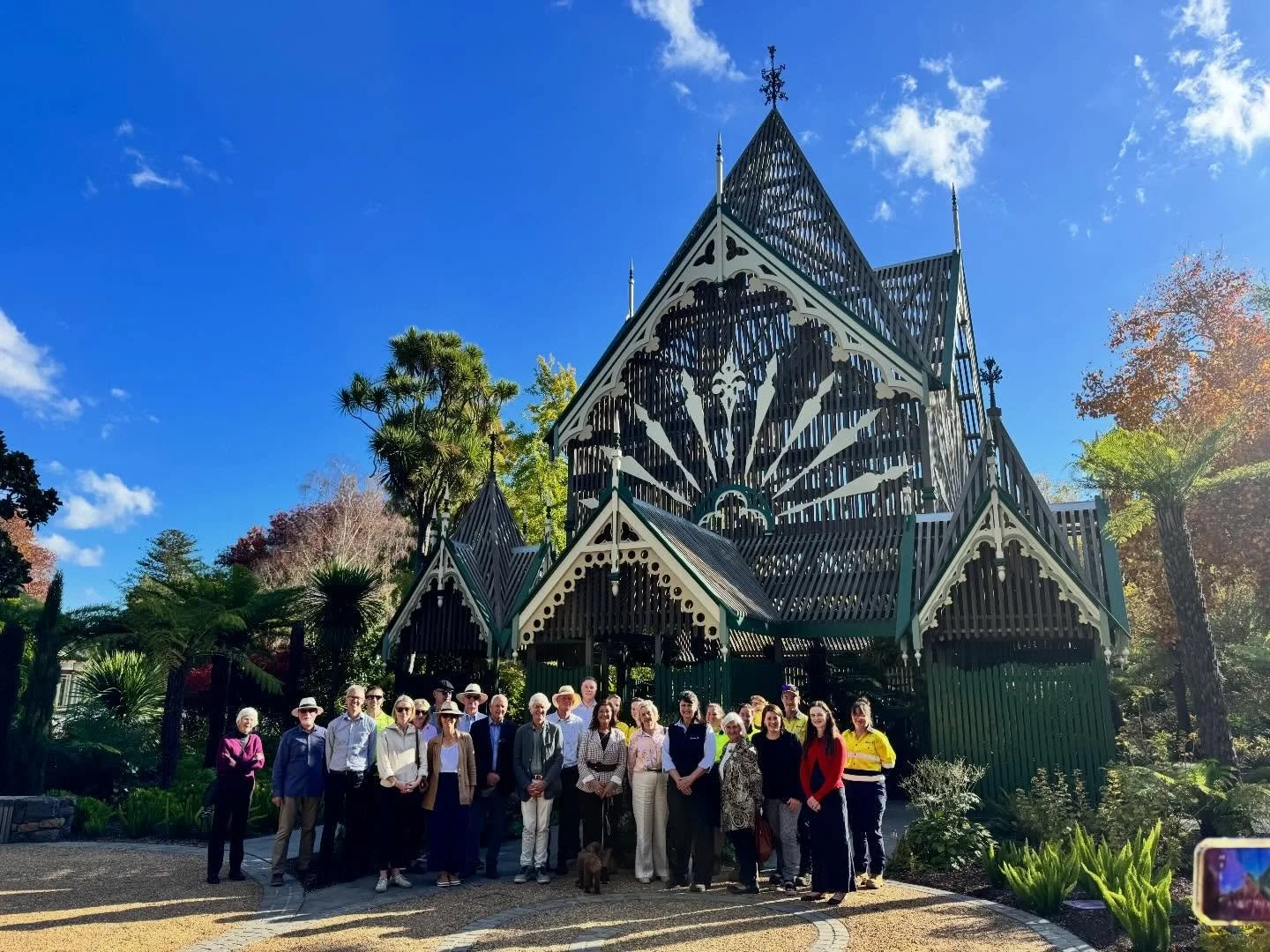 Today the contributions and efforts behind the magnificent Fernery at the @ballaratbotanicalgardens 

Thank you to the @cityofballarat and Friends of the Ballarat botanical Gardens 🪴