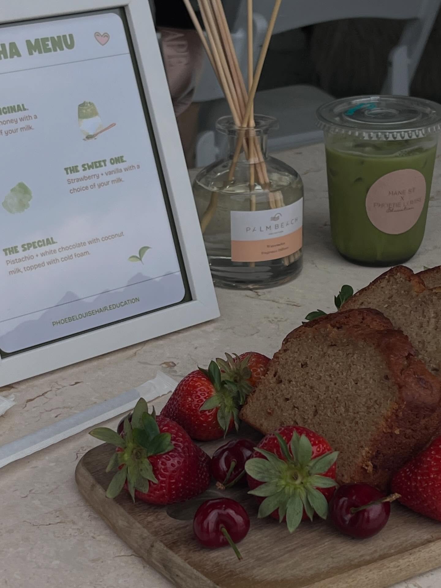 @phoebelouisehair X @mane_st_yasminelace Education 2025 🌞🩵🌊

Obsessed is an understatement!! Today was the perfect mix of learning fresh techniques, levelling up the content creation, learning new formulations, and of course&hellip; a good day of 