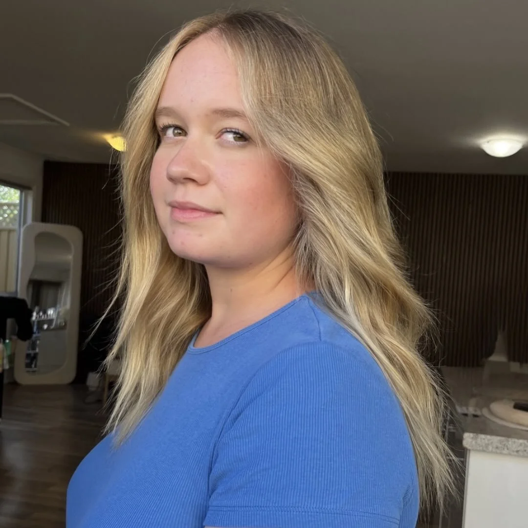 Lived-In, creamy blonde goals ❤️&zwj;🔥

Obsessed with how natural and bright this colour is on my girl @abbyidee ✨

💇🏽&zwj;♀️ Coastal Blonde Package

#centralcoasthairdresser #ettalongbeach #hairdresser #blonde #livedinblonde