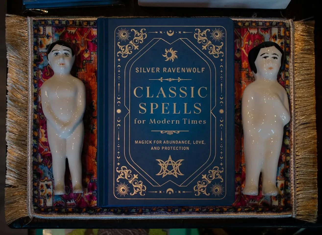 Aaaaaand we're back!! Sorry to leave y'all high and dry for a week. Vacation is great, being back is better, but these porcelain dolls are best. 

Open Today 11-6
See you soon!

#apothecary #herbshop #giftstore #downtownwallawalla