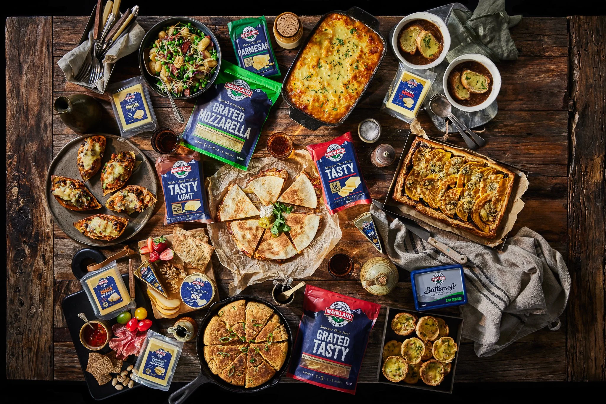 Spreadable220407EndlessTable_2650 copy.jpg