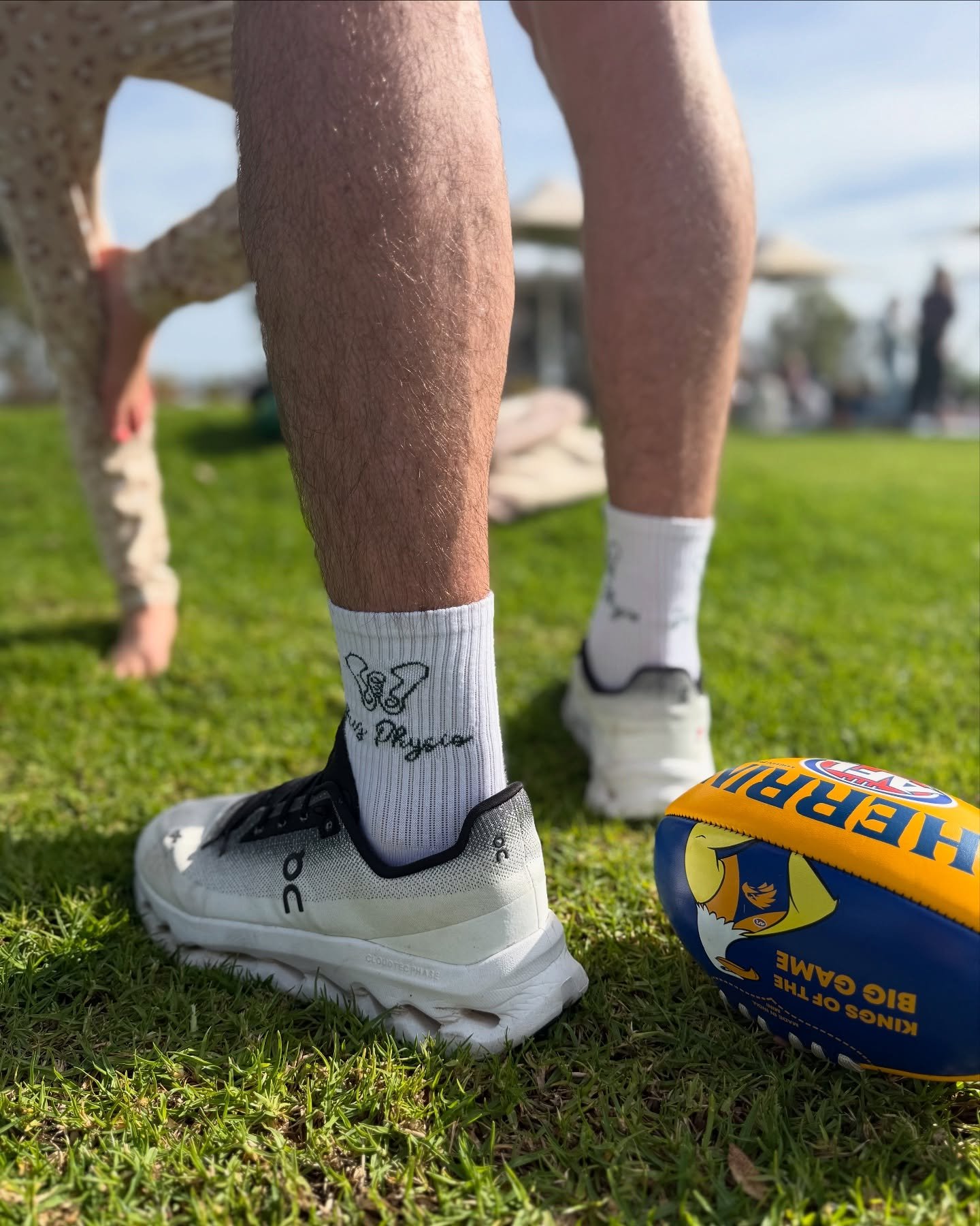 Socks out living their best life! 🦅