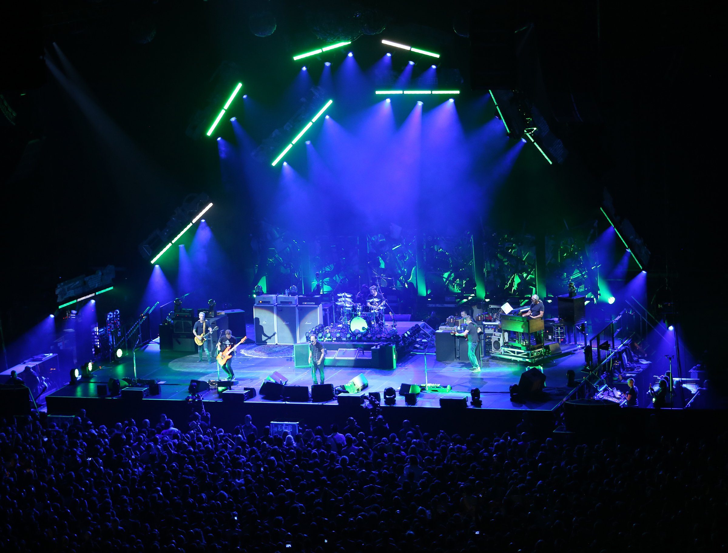 Photo by Rob Skinner