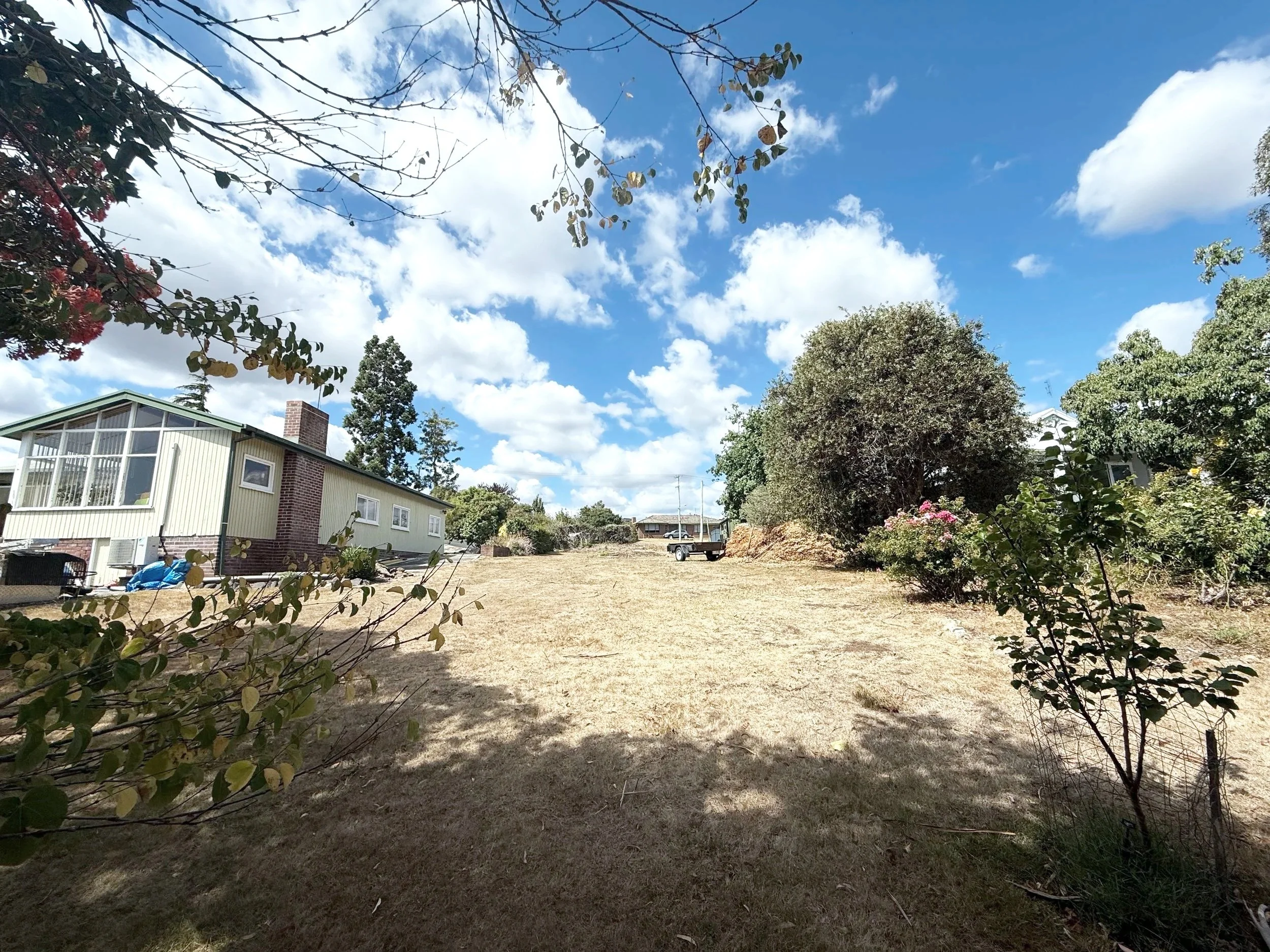Architect site visit. Mid century modern high performance home. Passive house architect Launceston Tasmania by Loubser Workshop