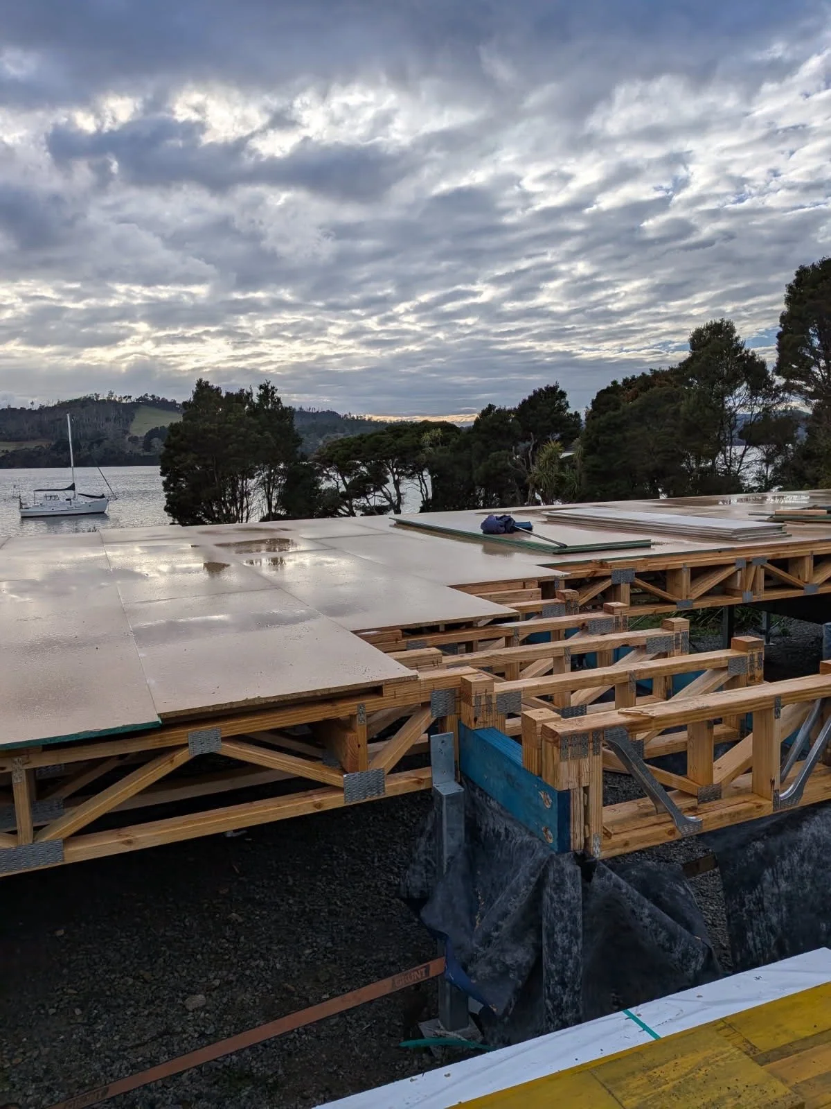 Banyula Butterfly. Photo of subfloor by Zanetto Builders for passive house architect Michael Loubser from LOUBSER WORKSHOP