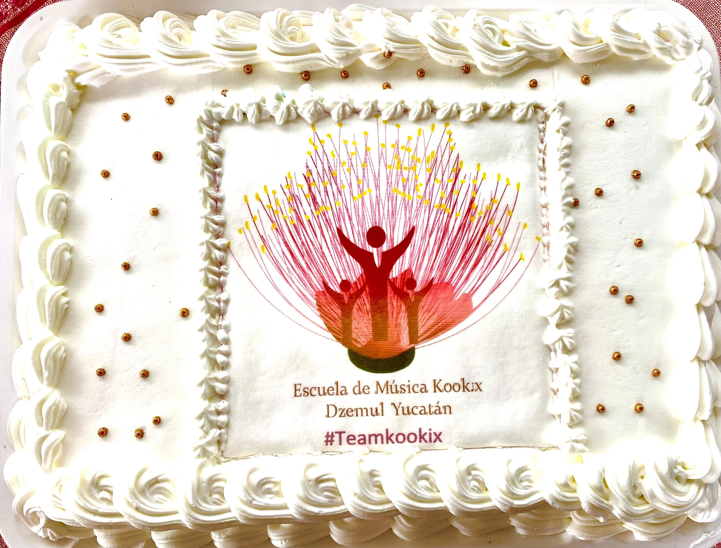 13Kookix Cake.jpg