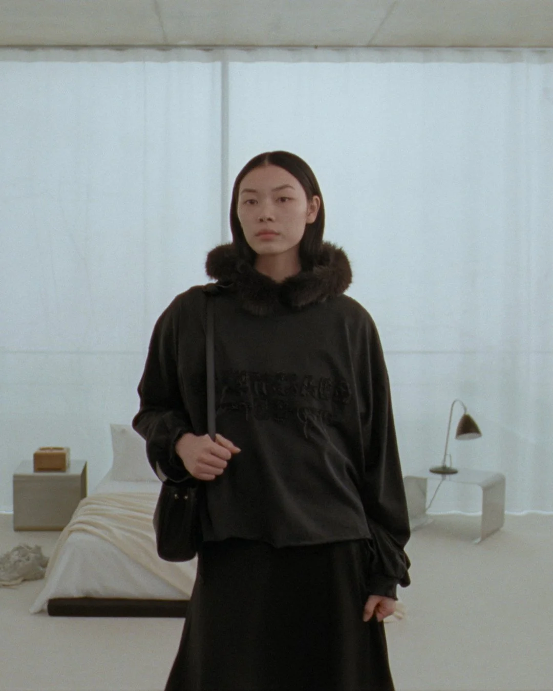 BALENCIAGA NEW YEAR SERIES BING BING LOOK IMAGE NO LOGO 1.jpg