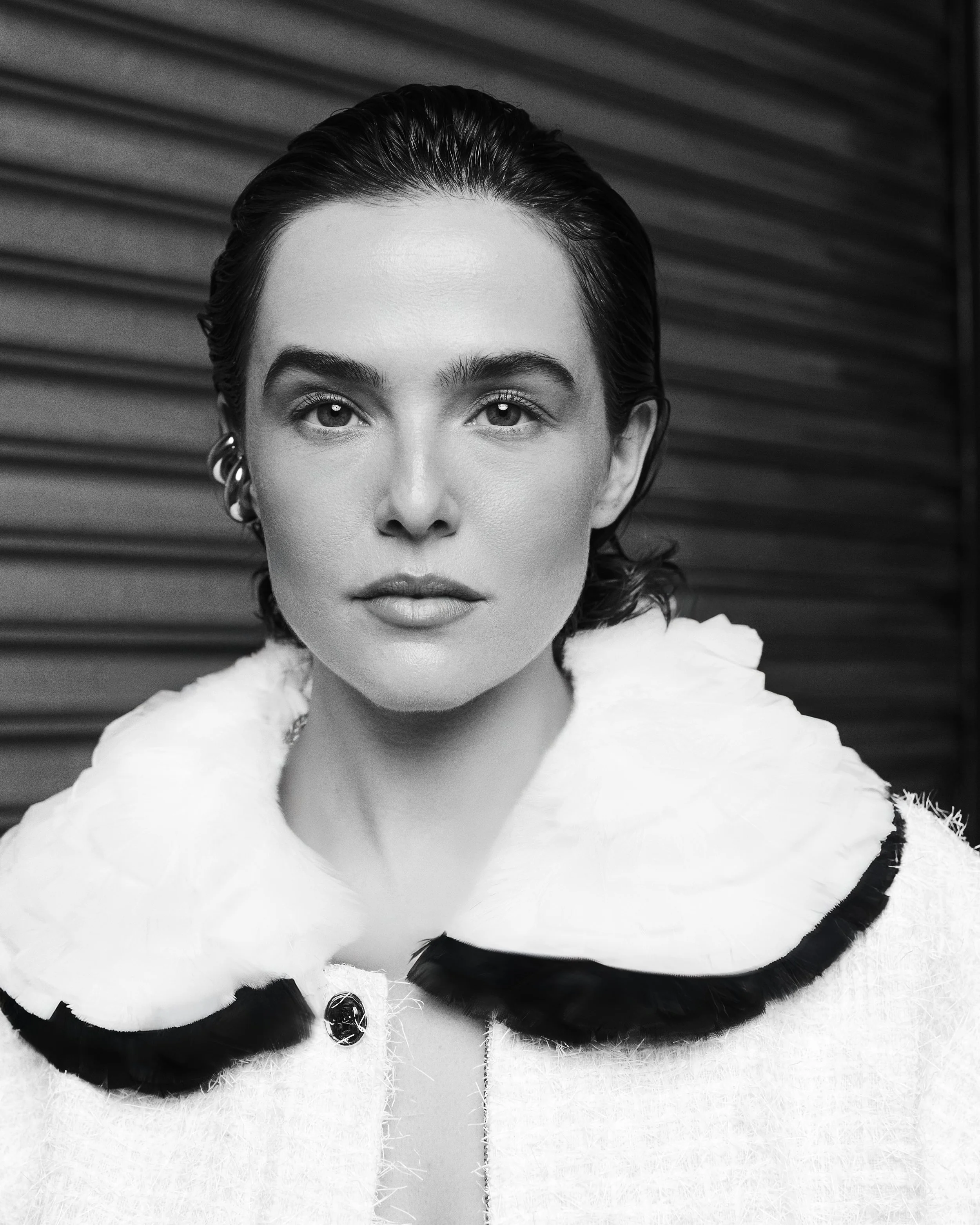 IN CONVERSATION WITH ZOEY DEUTCH