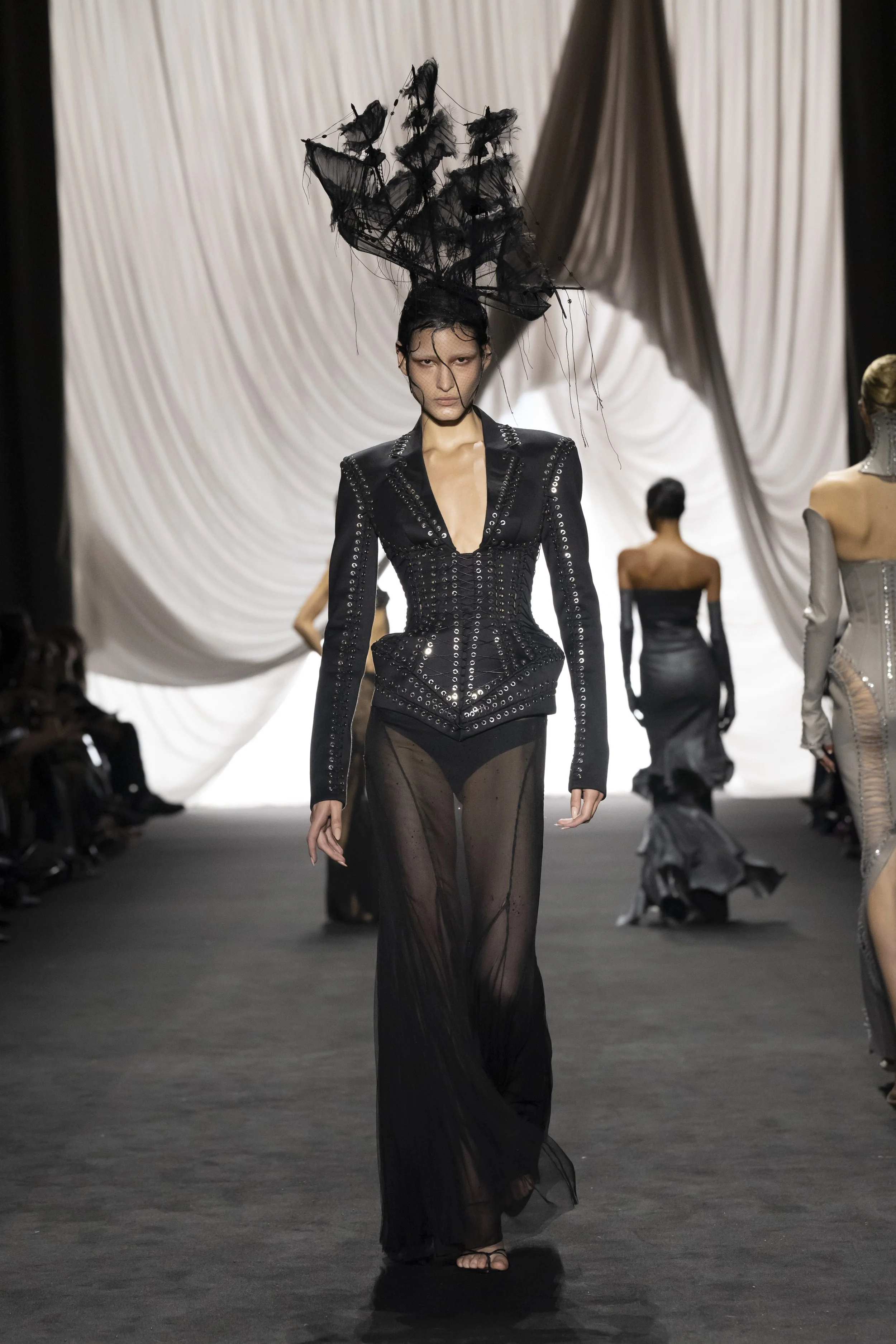 Jean_Paul_GaultierXLudovic_De_St_Sernin_HCSS25_look16.JPG