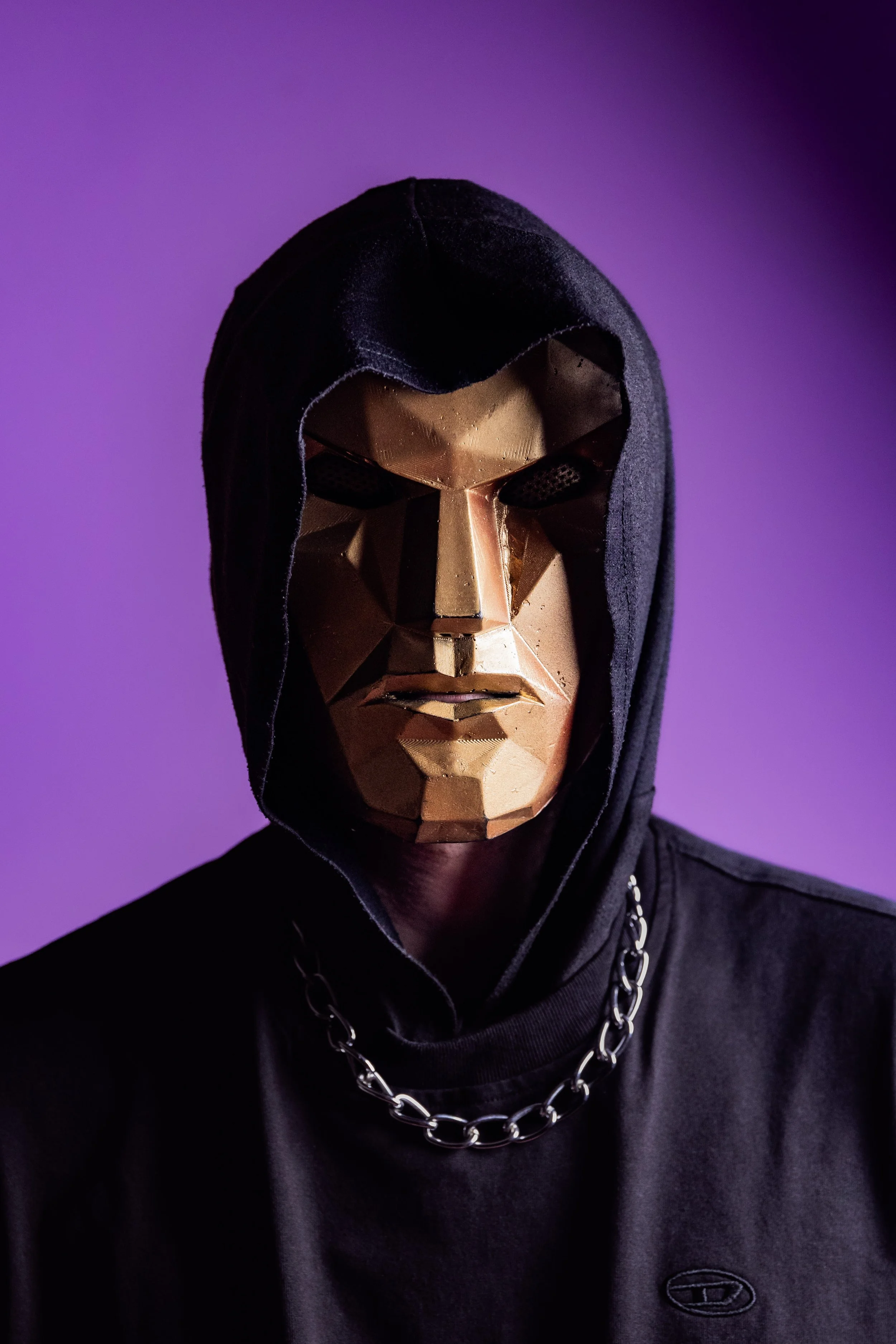 IN CONVERSATION WITH CARV