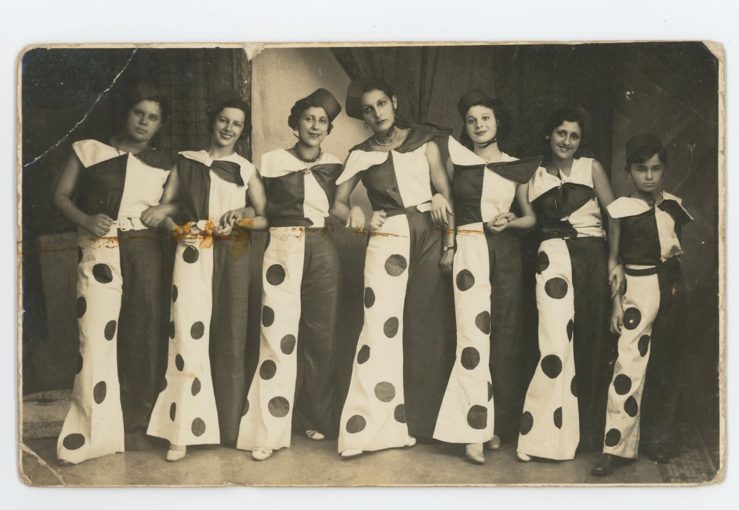 Photo Studios - 1931 02.jpeg