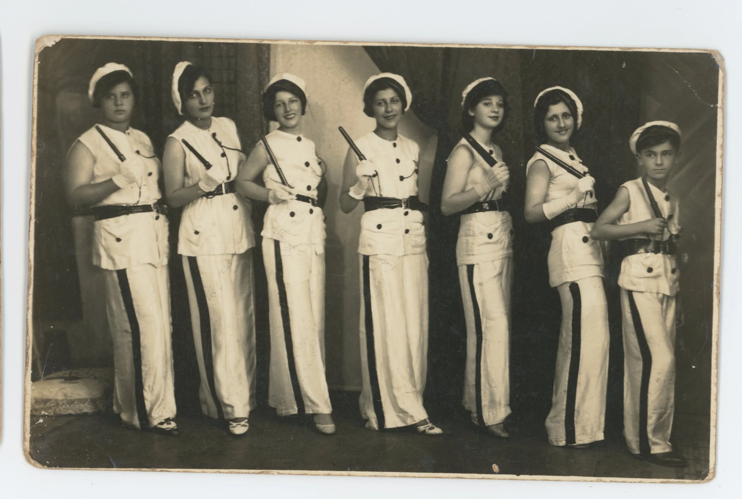 Photo Studios - 1931.jpeg