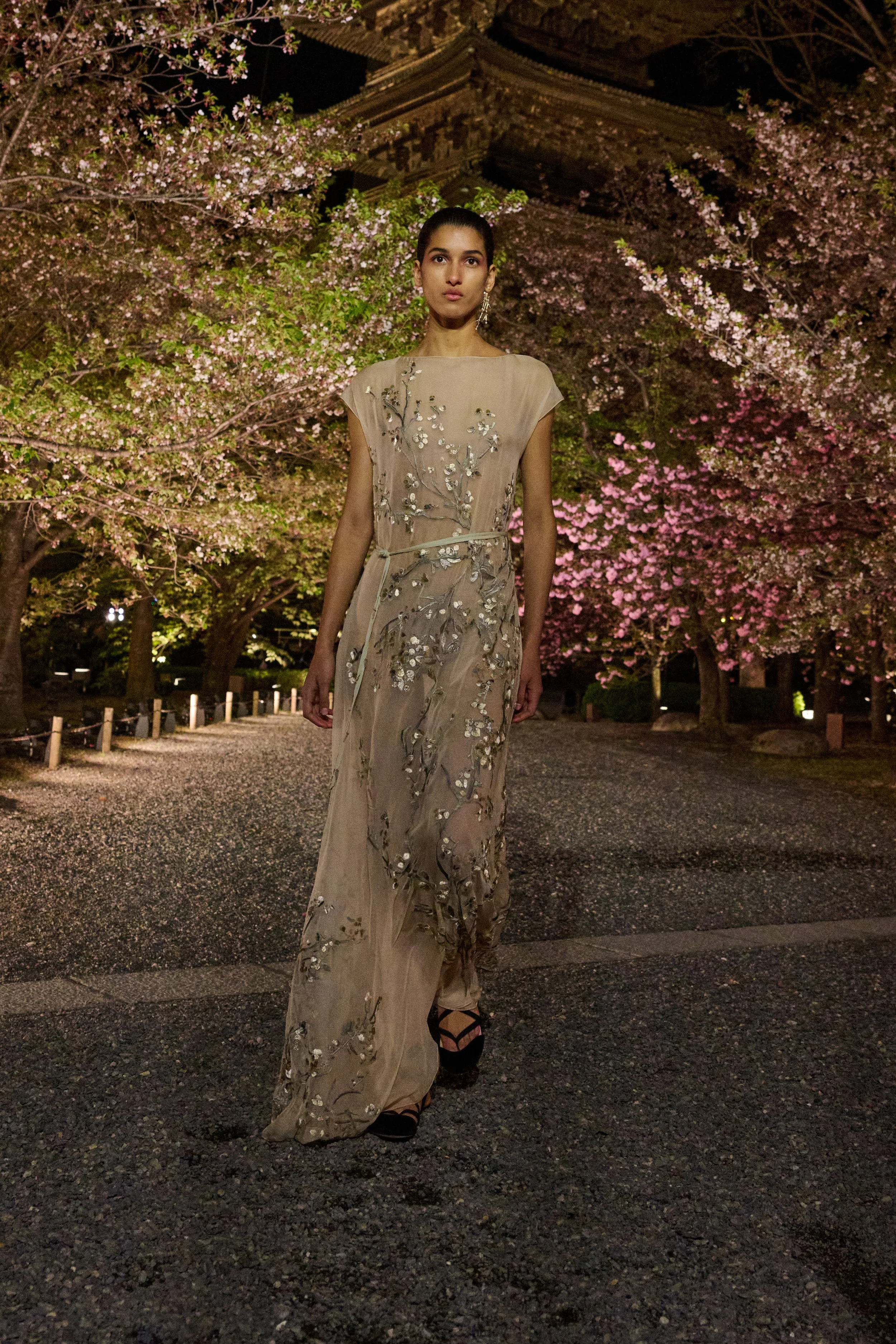 DIOR_W_RTW_FALL25_KYOTO_LOOK_63.jpg