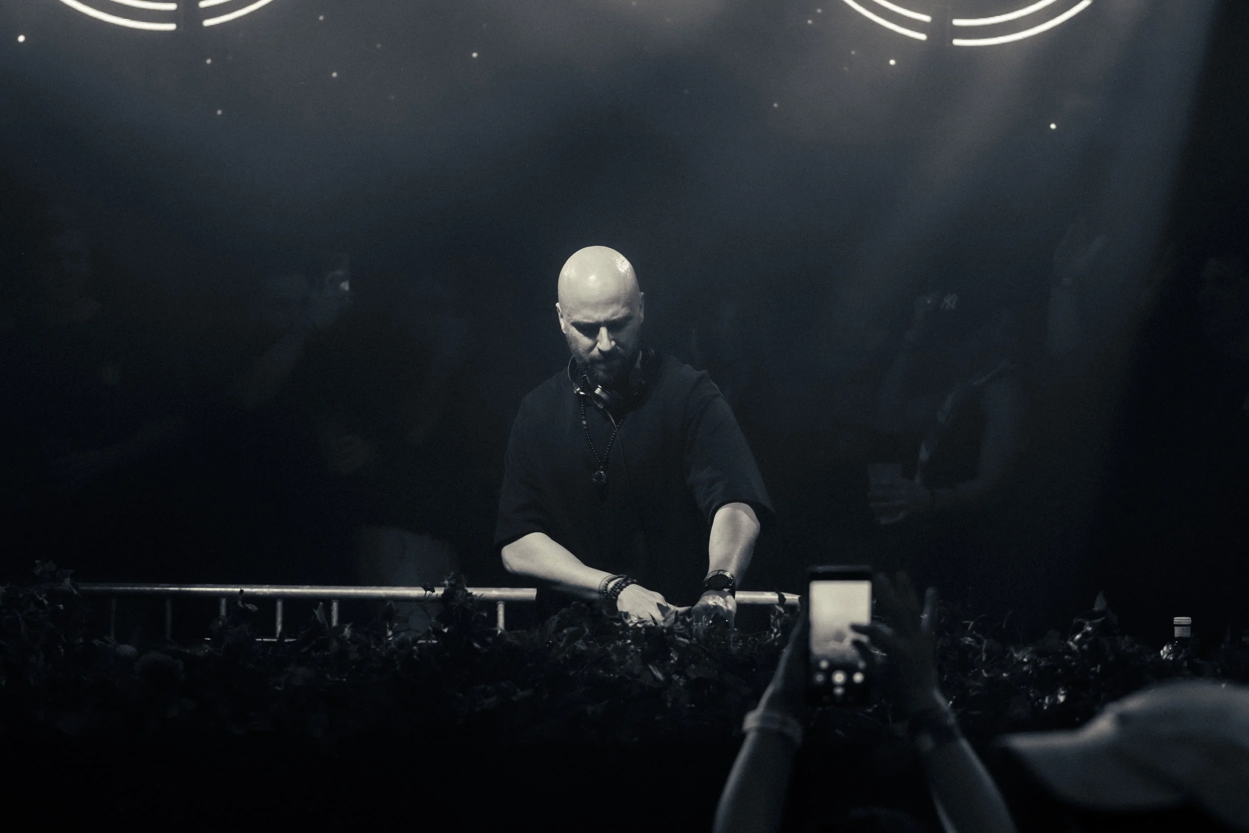 IN CONVERSATION WITH UNER