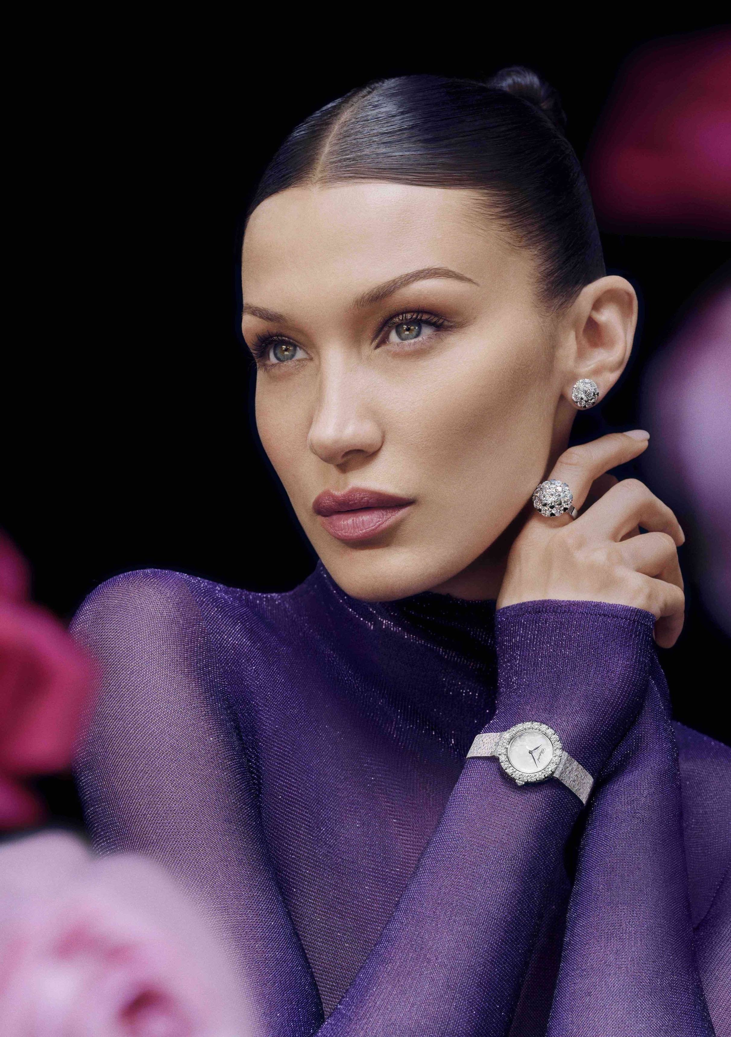 Bella Hadid - L'Heure du Diamant (1).jpeg