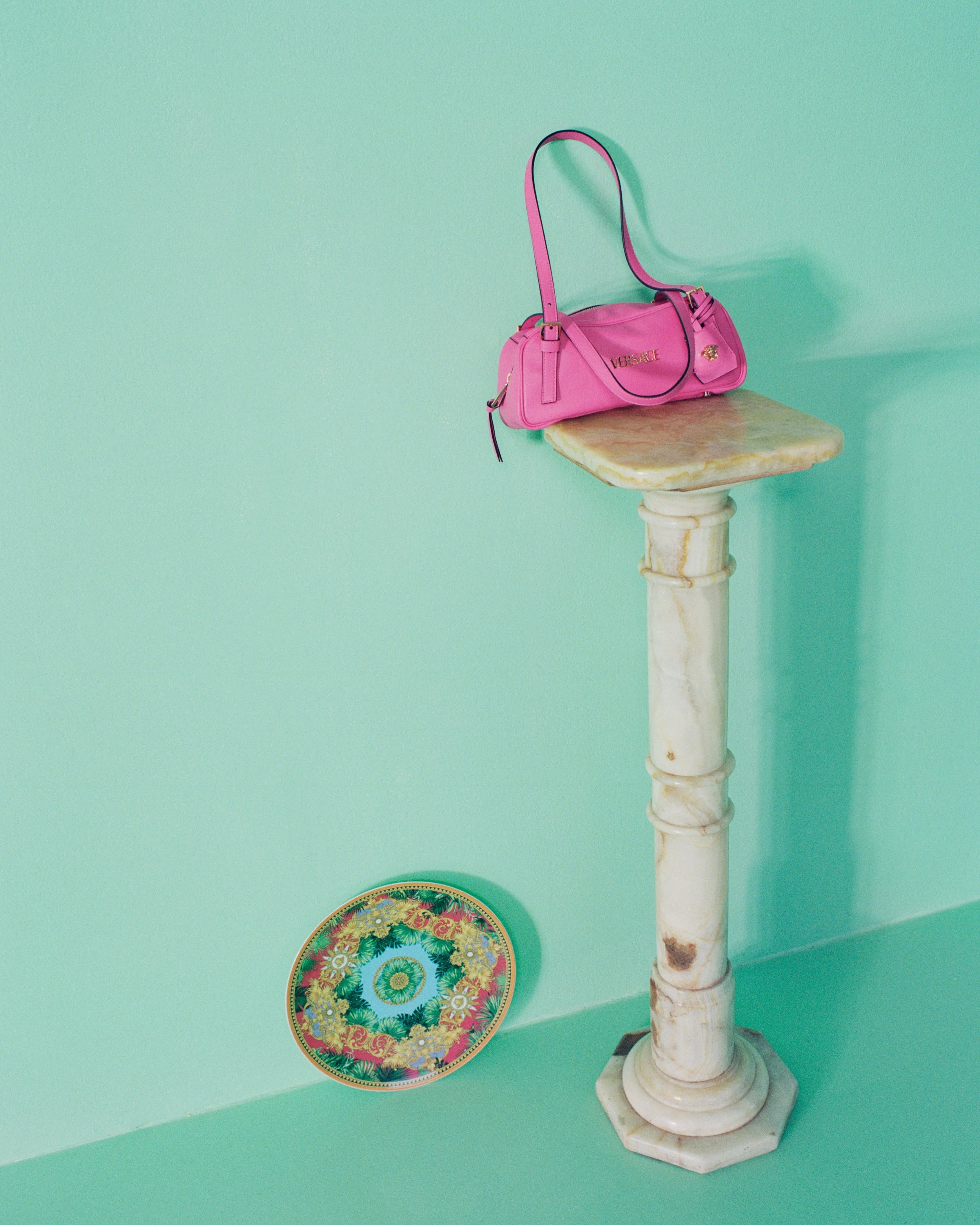 VERSACE LA VACANZA CAMPAIGN 2025 - Image (3).jpg