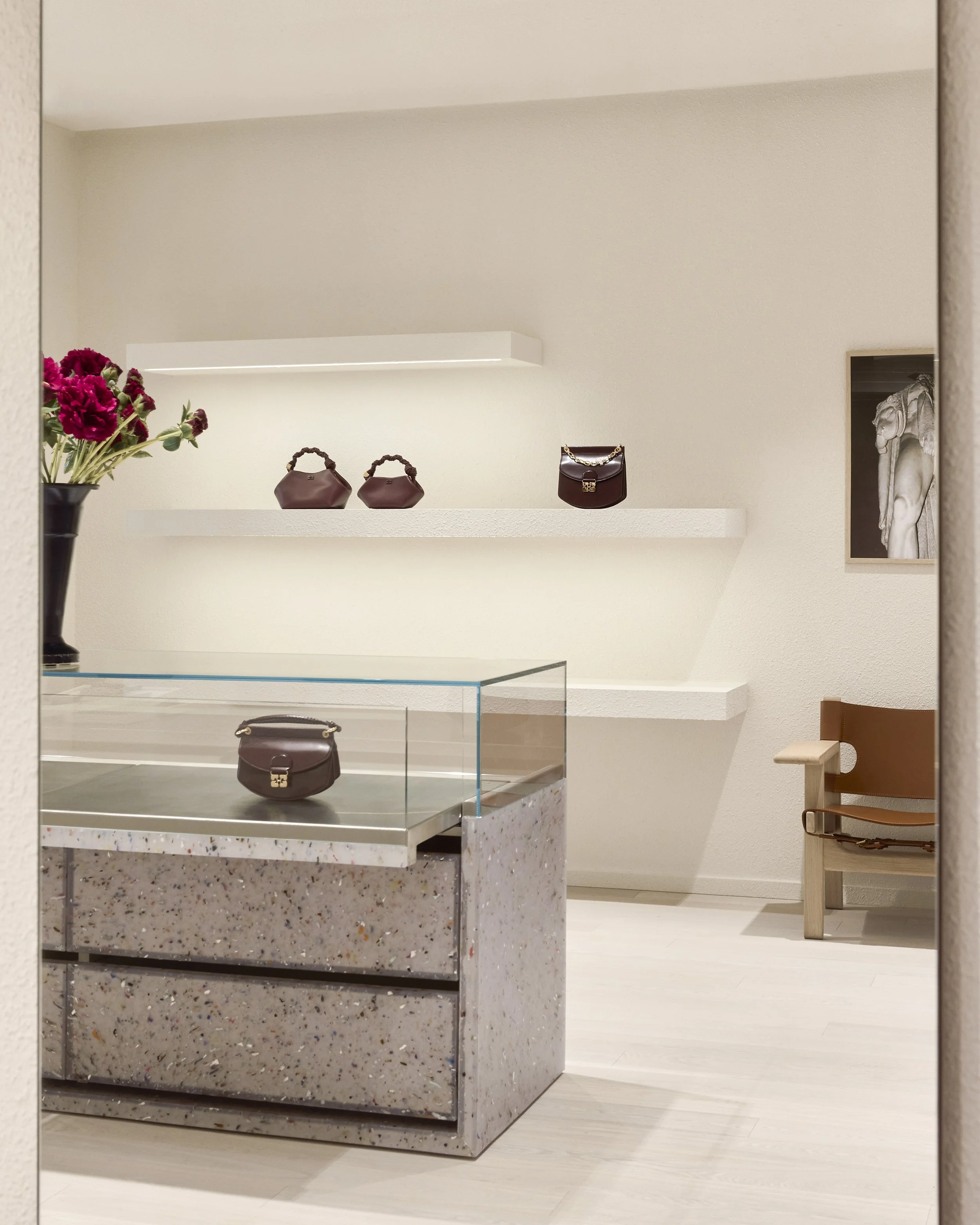 Copy of GANNI_HOOFTSTRAT_STORE_-6.jpg