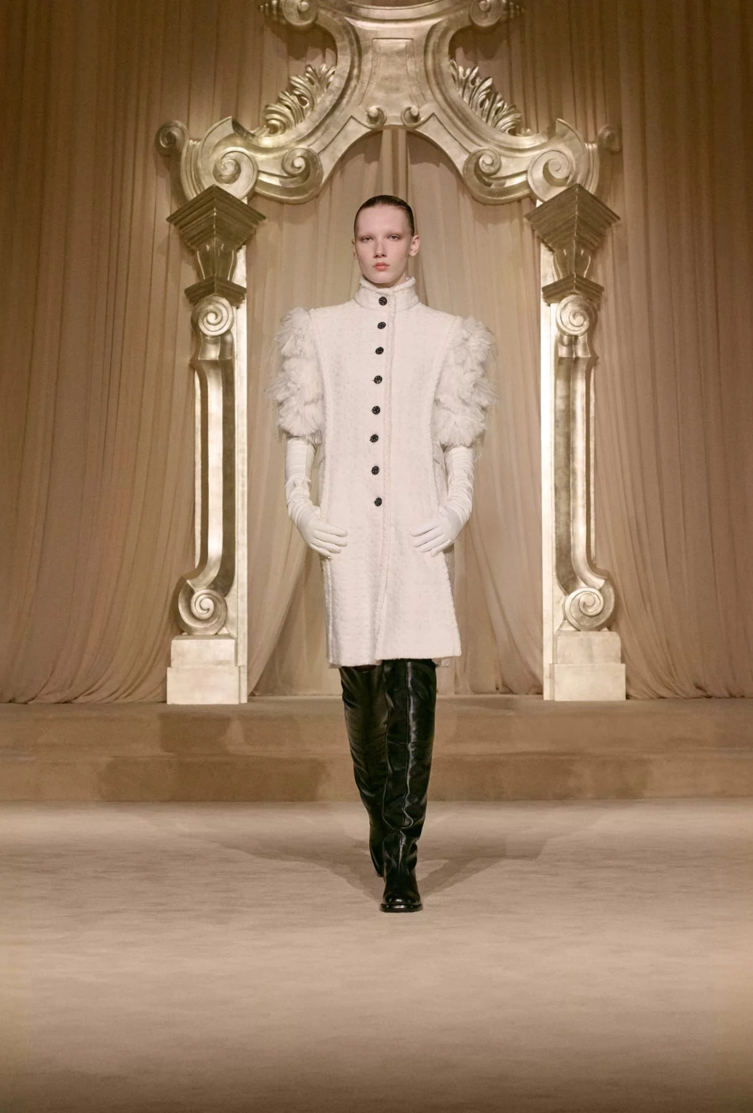 chanel_fw-2025-26-hc-copyright-chanel-look-42-1-LD.jpg